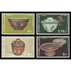 แสตมป์เครื่องเบญจรงค์