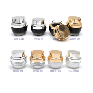 กระปุกแก้ว