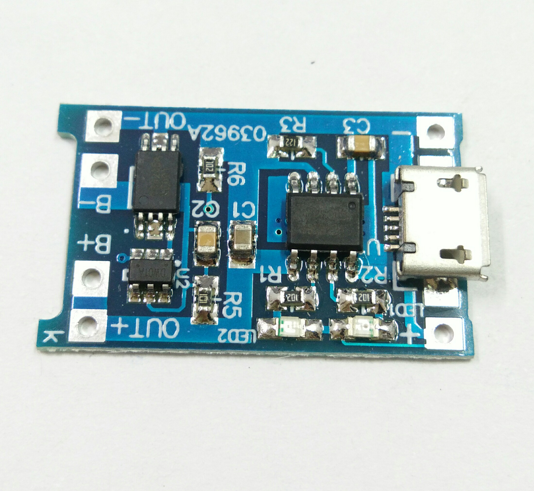 PCM 18650 แบตเตอรี่ลิเธียม 1เซล 3.7V4.2V สูงสุด 3A ( 03962A Micro USB )