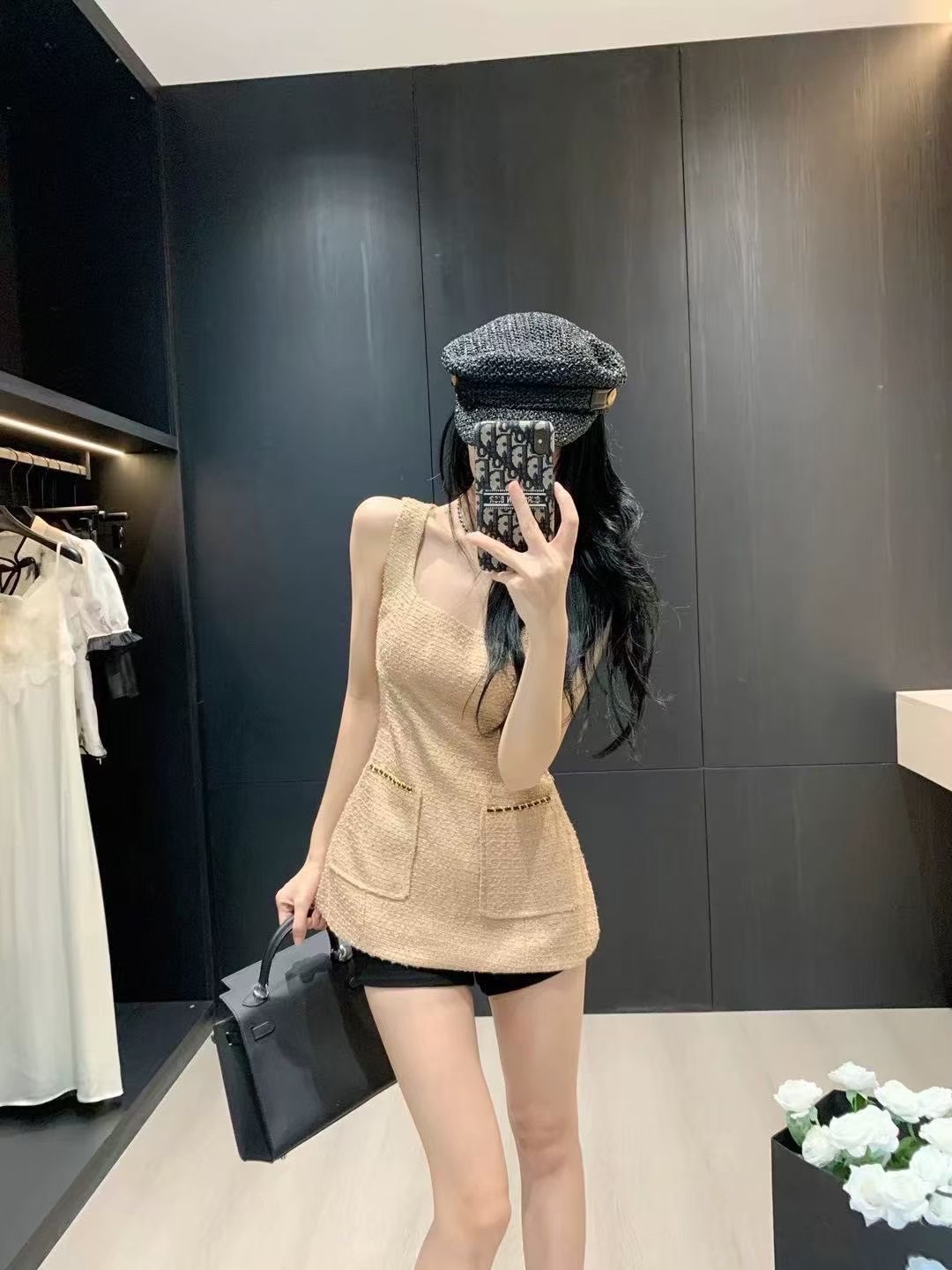 Label :: RAMI-PAPHA(รมิปภา) เสื้อเนื้อผ้าทวีตเนื้อนุ่มสีสวย เนื้อผ้าไม่หนานะคะ +บ กางเกงขาสั้นสีดำ กระเป๋าใช้งานได้จริง