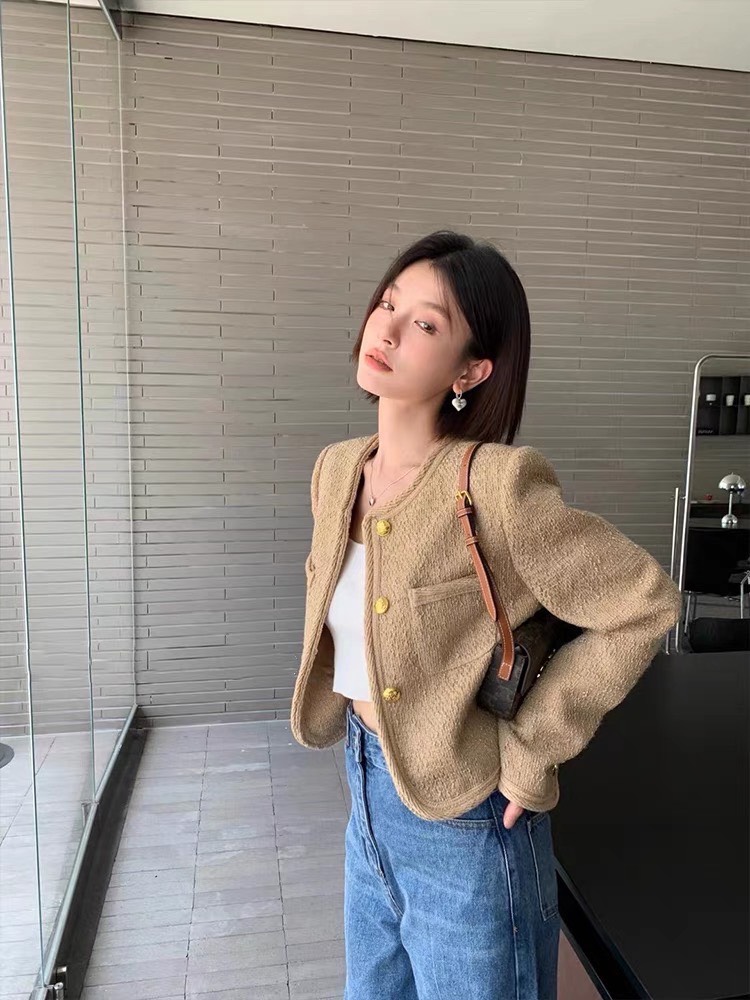 ||| GB SHOP ||| Blazer ผ้าทวิต แต่งกระดุมทอง เนื้อผ้าดี งานมีซับในสวย TAG : SUO NI SHA 🇰🇷