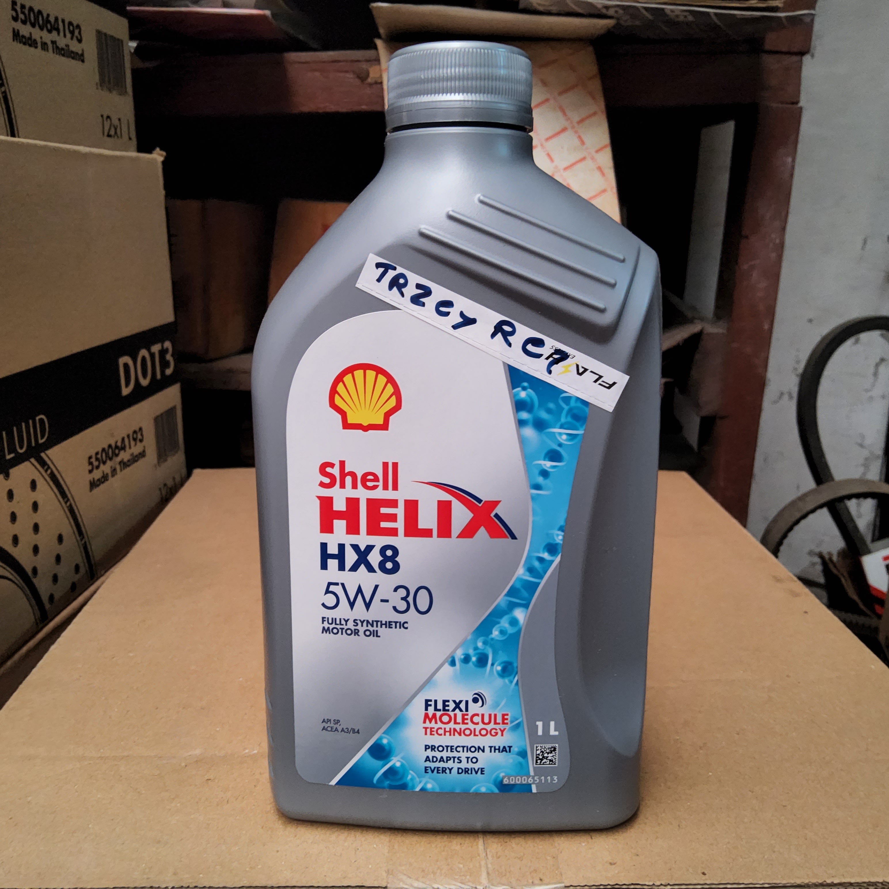 น้ำมันเครื่องเบนซิน SHELL Helix HX8 5w-30 สังเคราะห์ 100% ขนาด 1 ลิตร