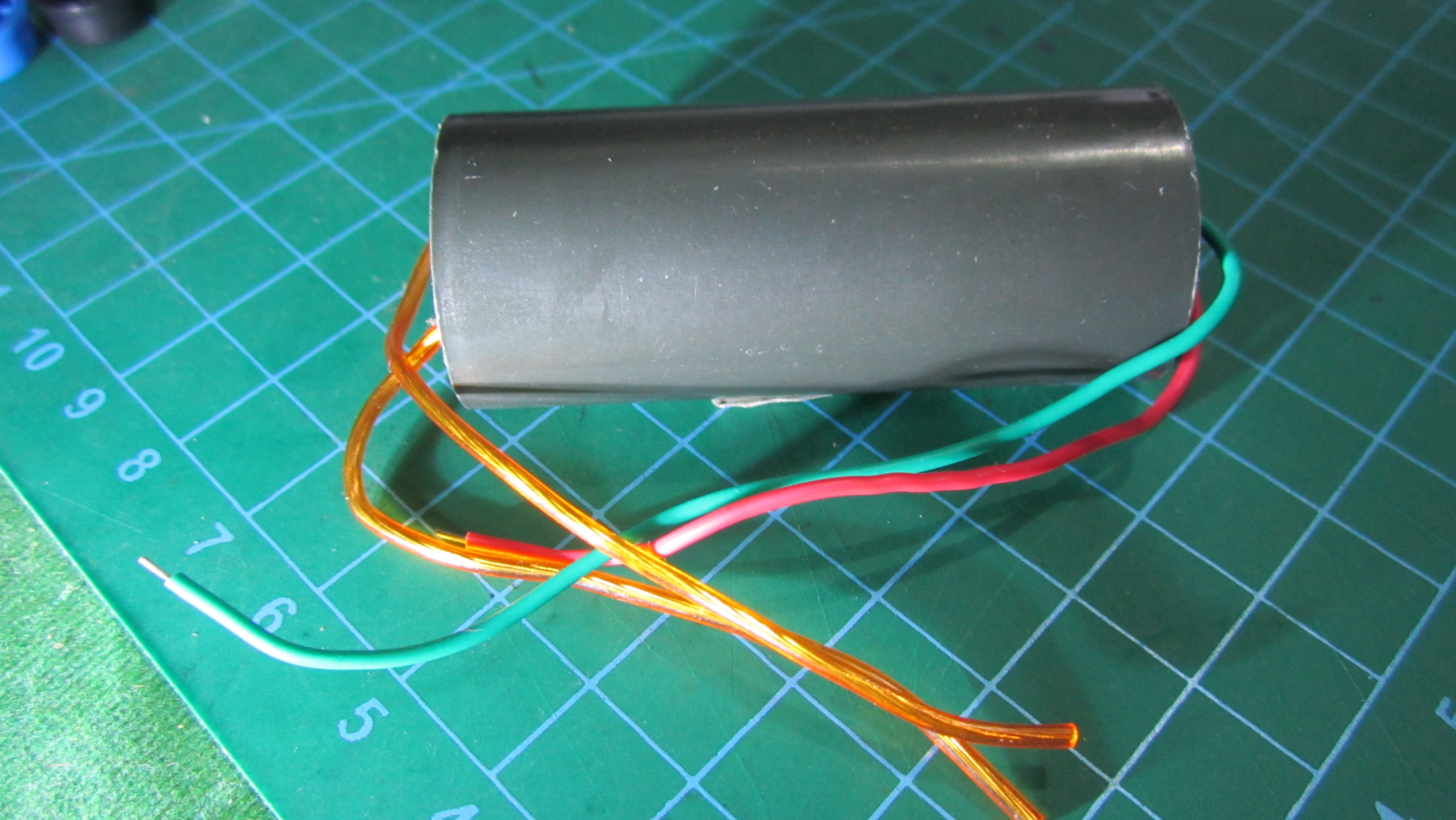 กำเนิดแรงดันไฟฟ้าเครื่องแปลงกระแสไฟฟ้าแรงสูง3-6V to 800KV ช็อทไฟ รั้วไฟฟ้า