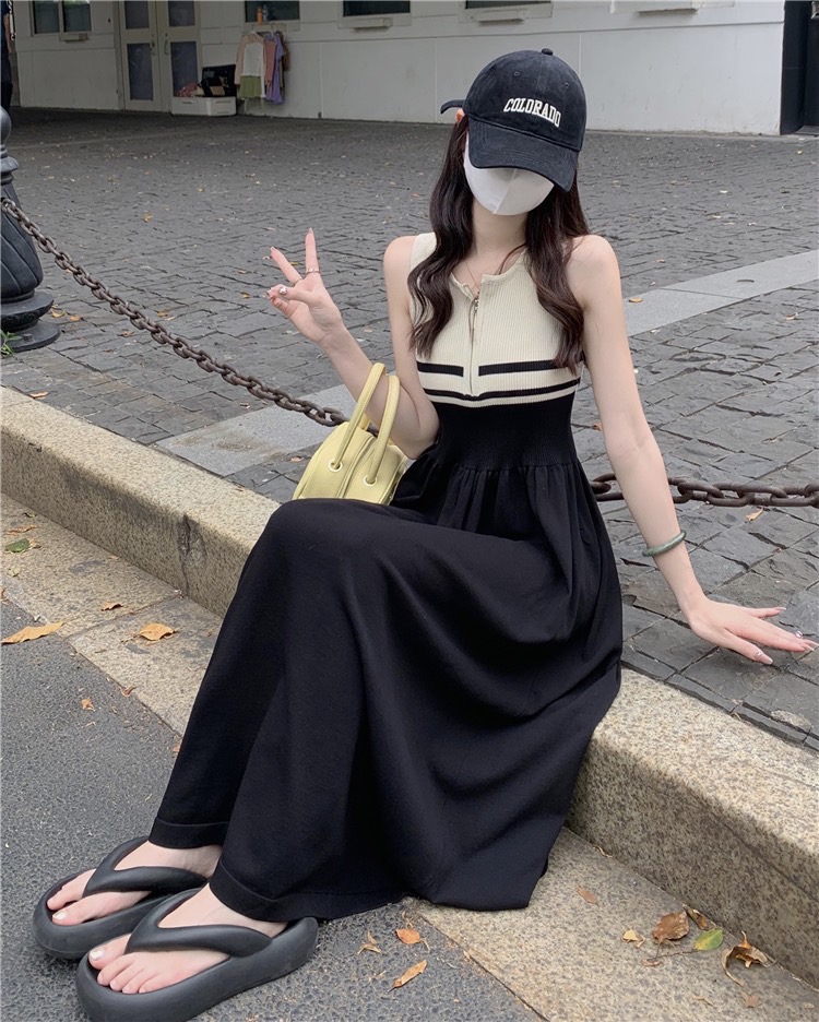 เดรสยาวแขนกุด ทูโทน กระโปรงทรงบานเนื้อผ้าดี ใส่สบายค่ะ