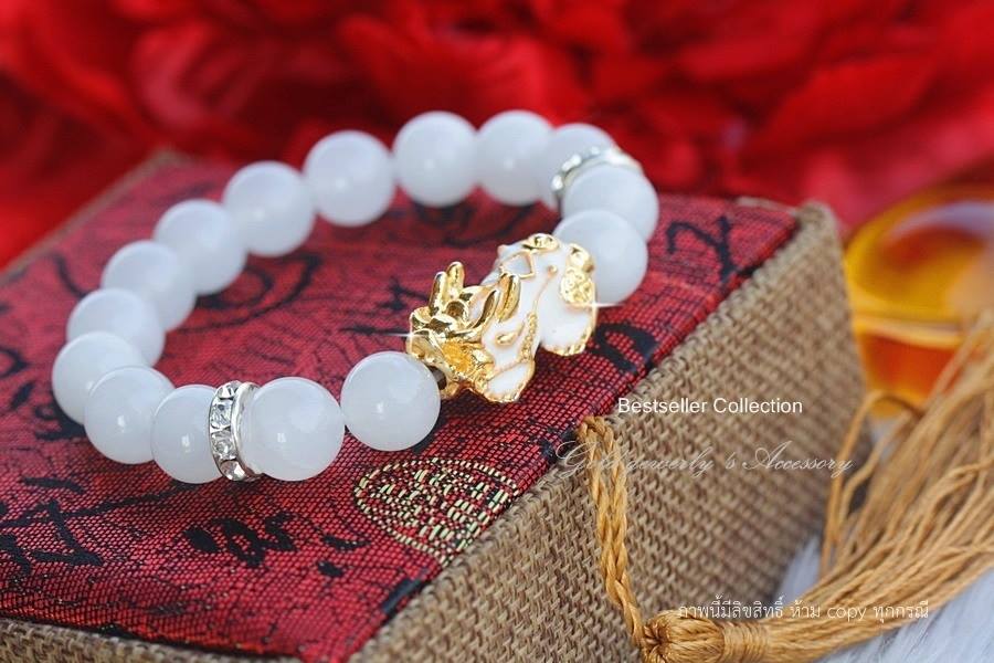 ข้อมือปี่เซียะ5ธาตุ หินหยกขาว10มิล ปลุกเสกแล้ว