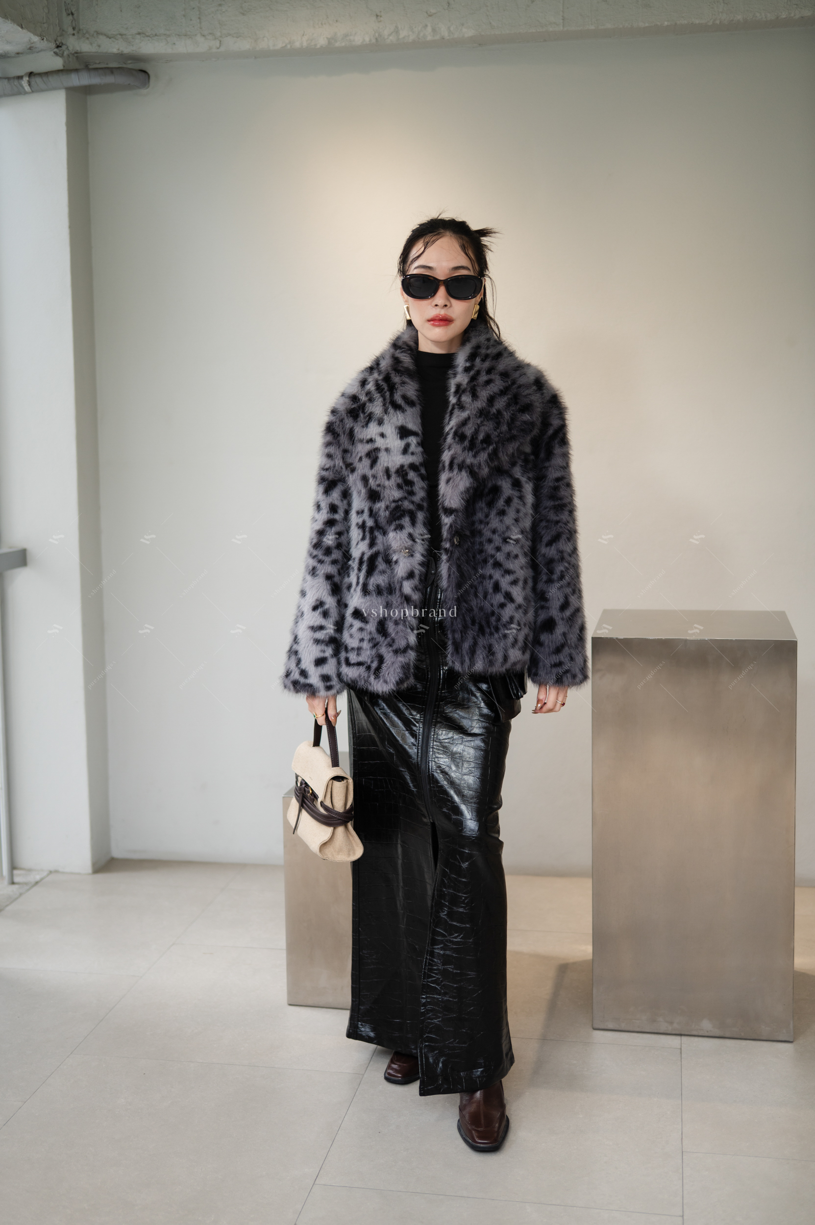 เสื้อคลุมขนเฟอร์ลายเสือ