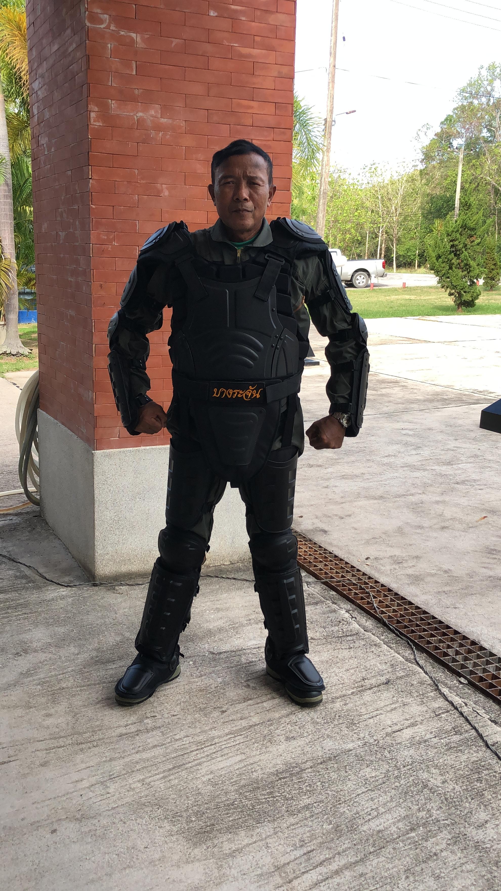 Anti Riot Suit ชุดปราบจราจล ชุดป้องกันบุคคล ชุดควบคุมฝูงชน