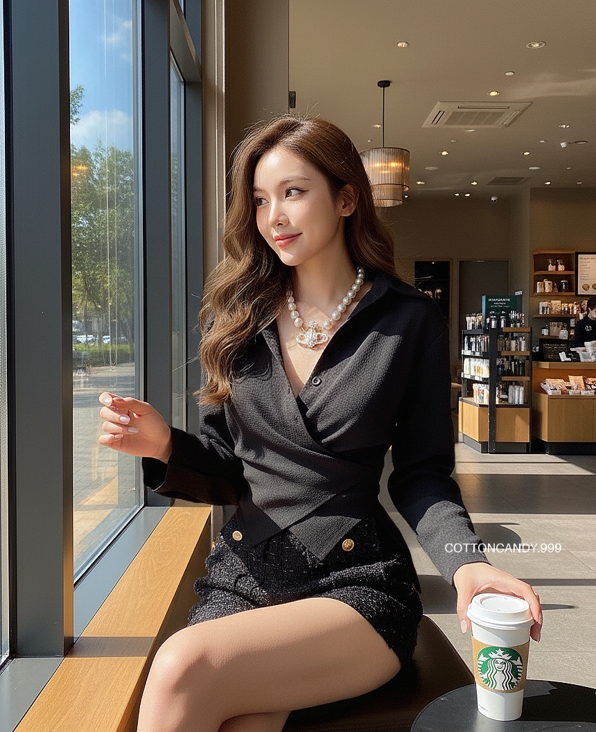 Tag#cottoncandy ชุดเซทสุดเริ่ดมาแล้วคร่าาาา รถ่นนี้บอกเลยคุ้มมาก มา2ชิ้น ตัวเสื้อดีเทลเก็สุดๆ กางเกงผ้าชาแนลสวยจึ้งมากๆ รุ่นนี้ใส่เข้ากัยแบบจึ้งแน่นอนคร่าาาาาา