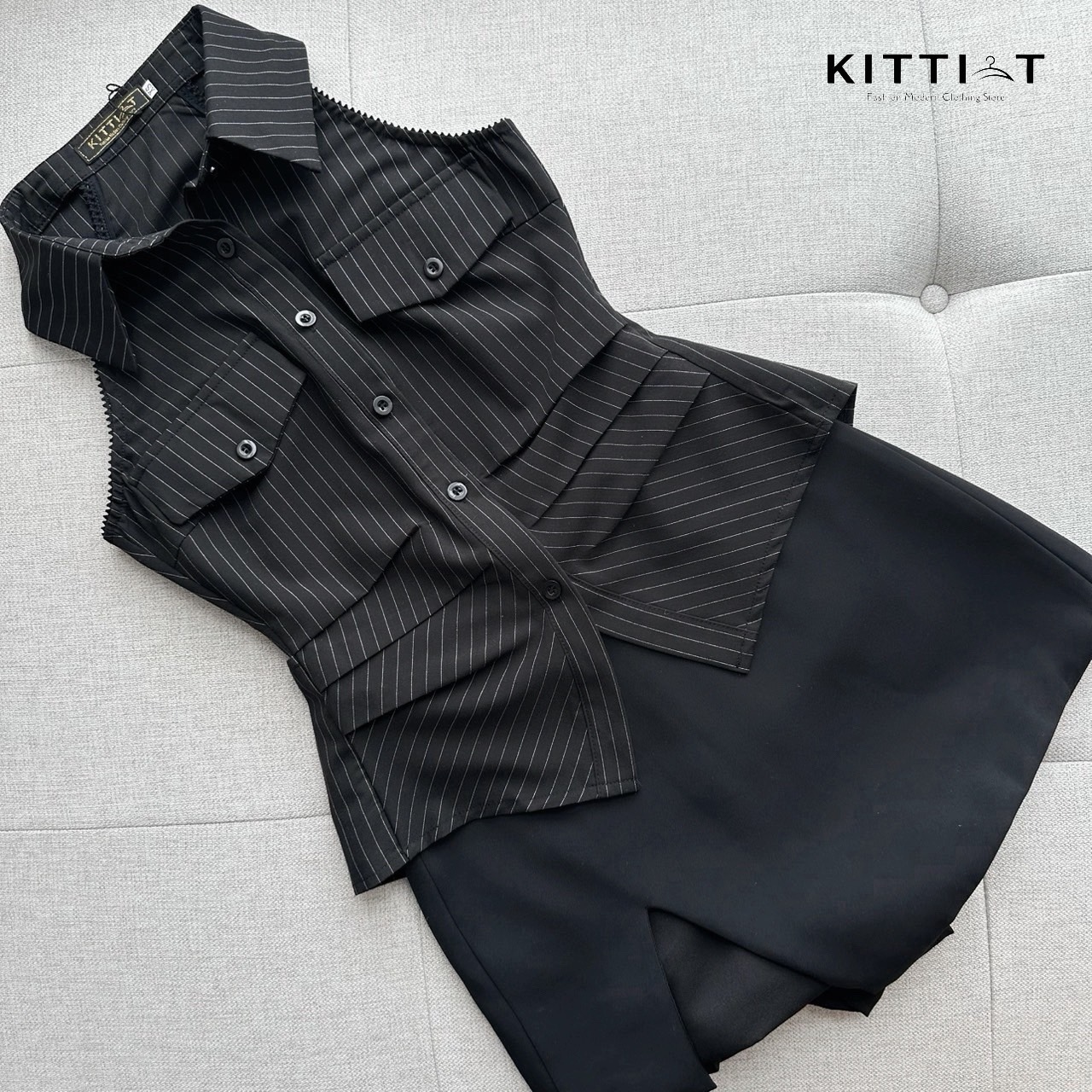 Set (2)ชิ้น เสื้อ+กระโปรง ชุดดำมินิมอลสุดชิค สไตล์เรียบแต่เซ็กซี่กำลังดี