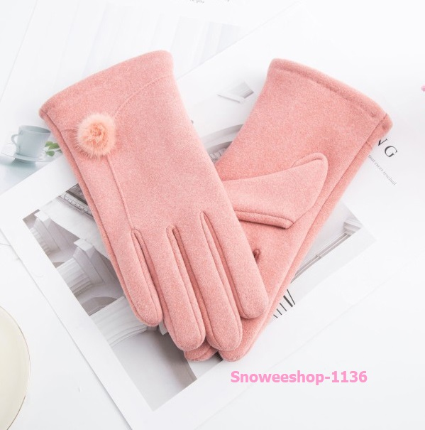 ถุงมือกันหนาวผู้หญิง ถุงมือกันหิมะผ้าแคชเมียร์ทอหนาซับในกำมะหยี่ทรงสลิมใส่แล้วนิ้วดูเรียวไม่พอง แต่งขนเฟอร์สวยมี 3 สี