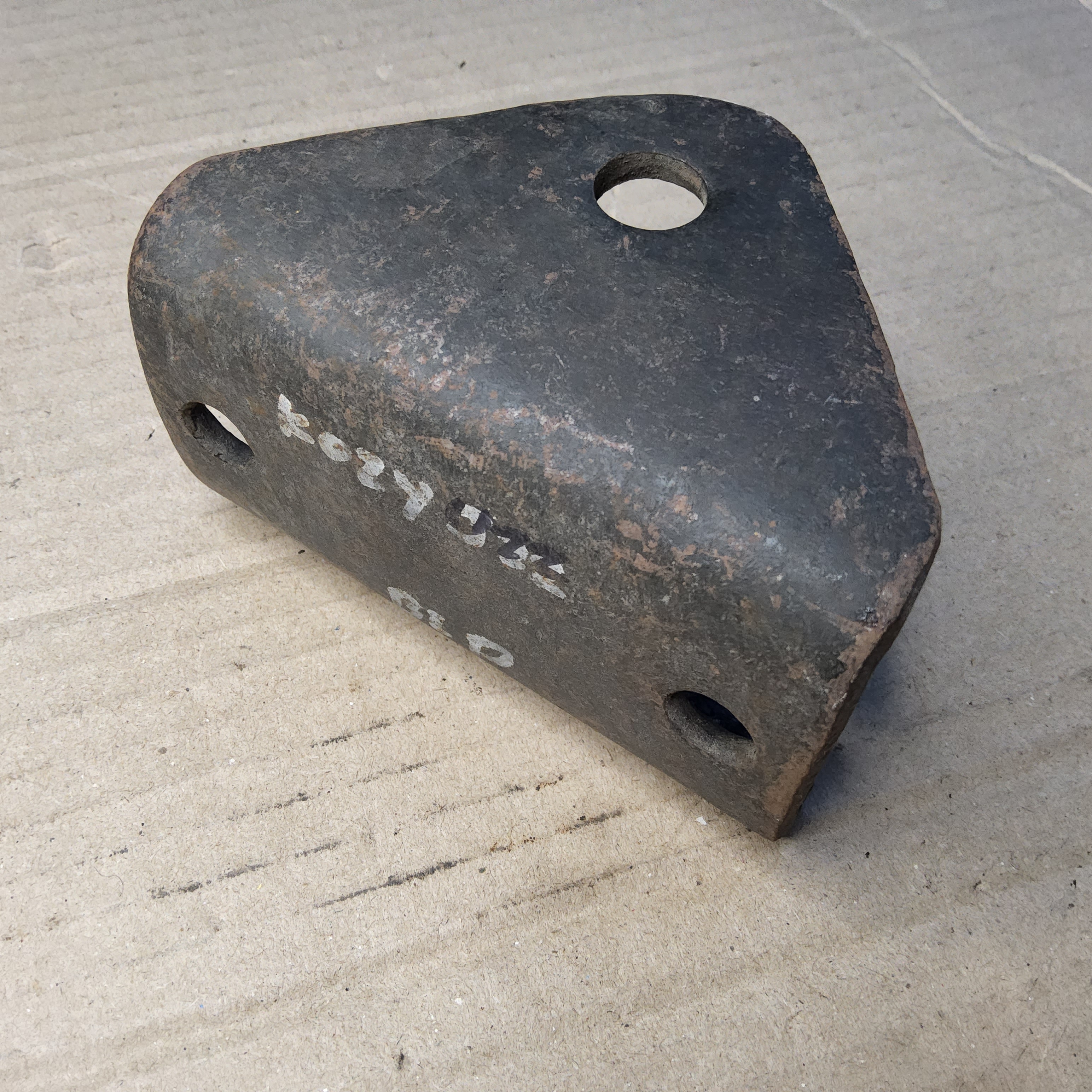 บ็อกแหนบ ติดคัดซี่ Jeep จี๊ป เล็ก วินลี่ CJ5 CJ6 CJ7 ตัวบาง [ 5 มม. ]