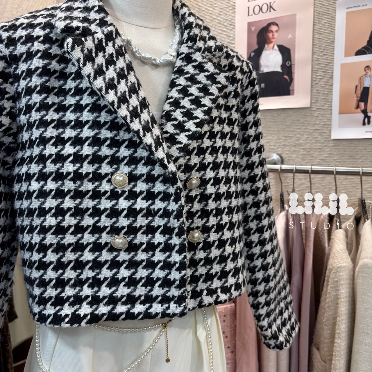 เสื้อคลุมผ้าทวีตลายชิโนริ งานผ้าดี ตัดเย็บดี แบบสวย ใส่ชิวๆ #ต้องมีค่ะ