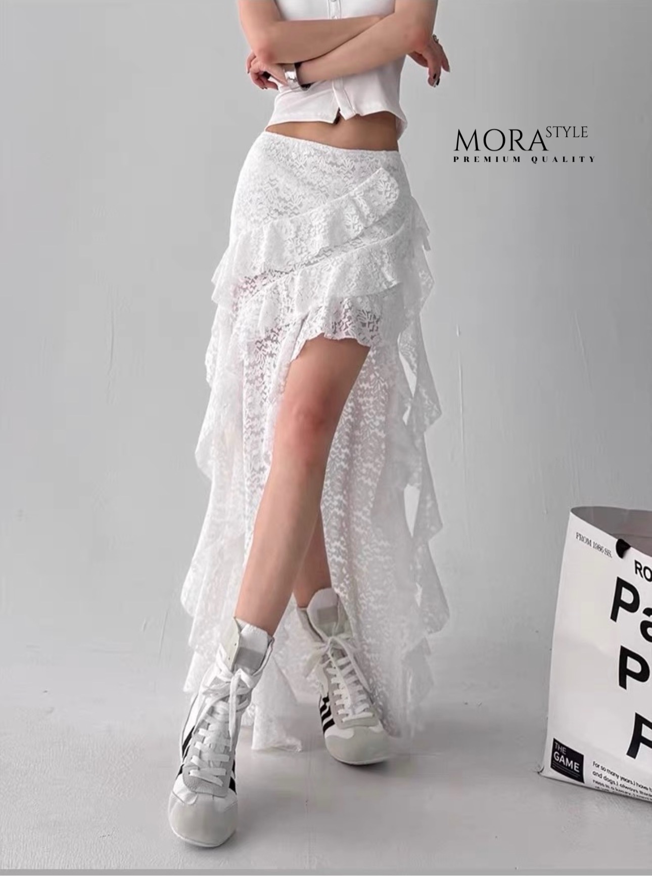 กระโปรงยาวลูกไม้ แต่งระบายชั้น ผ้าใส่สบาย ดีไซน์สวยเก๋ ใส่แมทได้หลายแบบ เป็นอีกรุ่นที่ต้องมีติดตู้นะค้าา