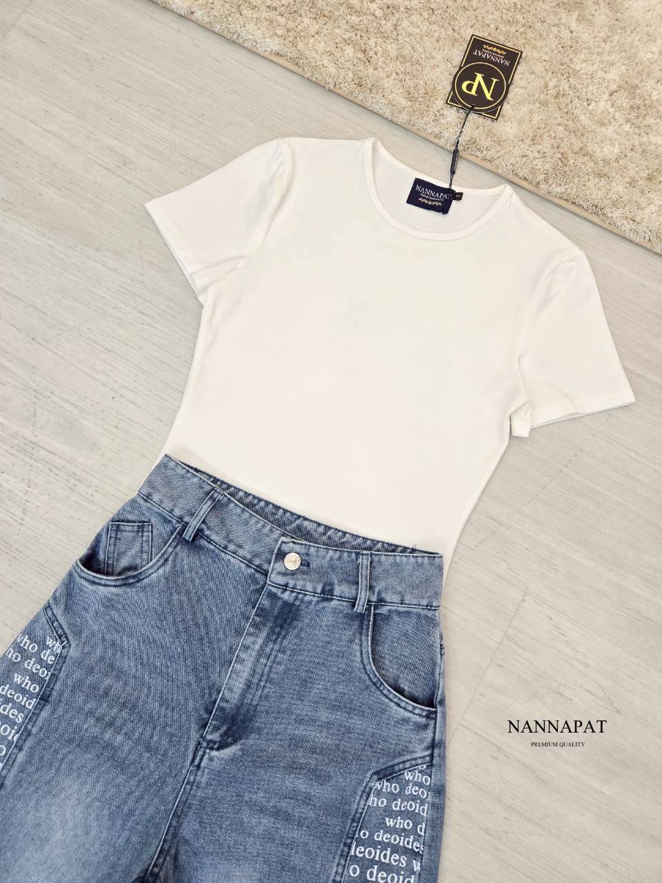 SET เสื้อยึดผ้านุ่มใส่สบาย + กางเกงยีนส์แท้ฟอกซีด-พิมพ์ลายอย่างจึ้ง สวยเท่