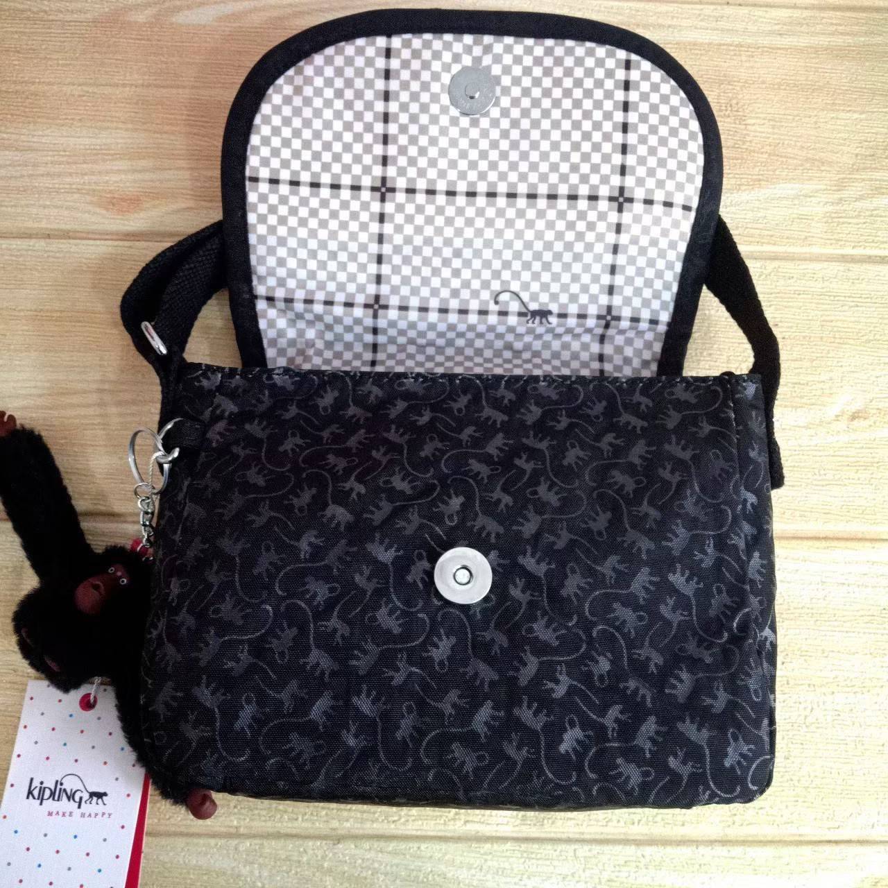 กระเป๋าสะพายไฮโซเท่ห์ๆ เก๋ๆ แบรนด์เนมคิปลิ้งค์สีดำ สีเทา สีแดง KIPLING SABIAN CROSSBODY MINI BAG