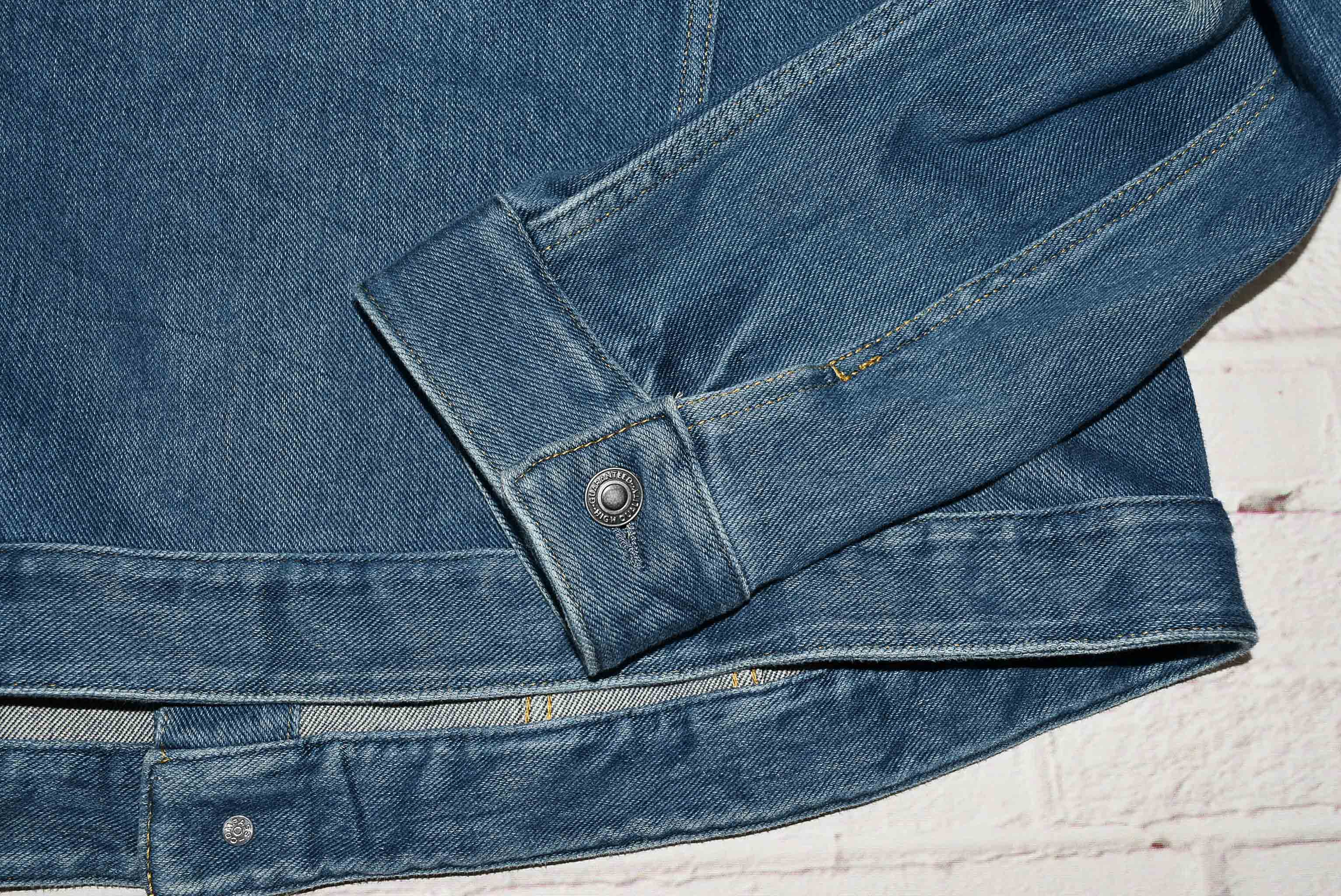 JEANS อกจริง 42 ไซส์ L เสื้อแจ็คเก็ตยีนส์ แขนยาว ผู้ชาย เนื้อผ้ายีนส์ยืด เนื้อผ้านุ่มใส่สบาย ใส่คลุมกันแดด