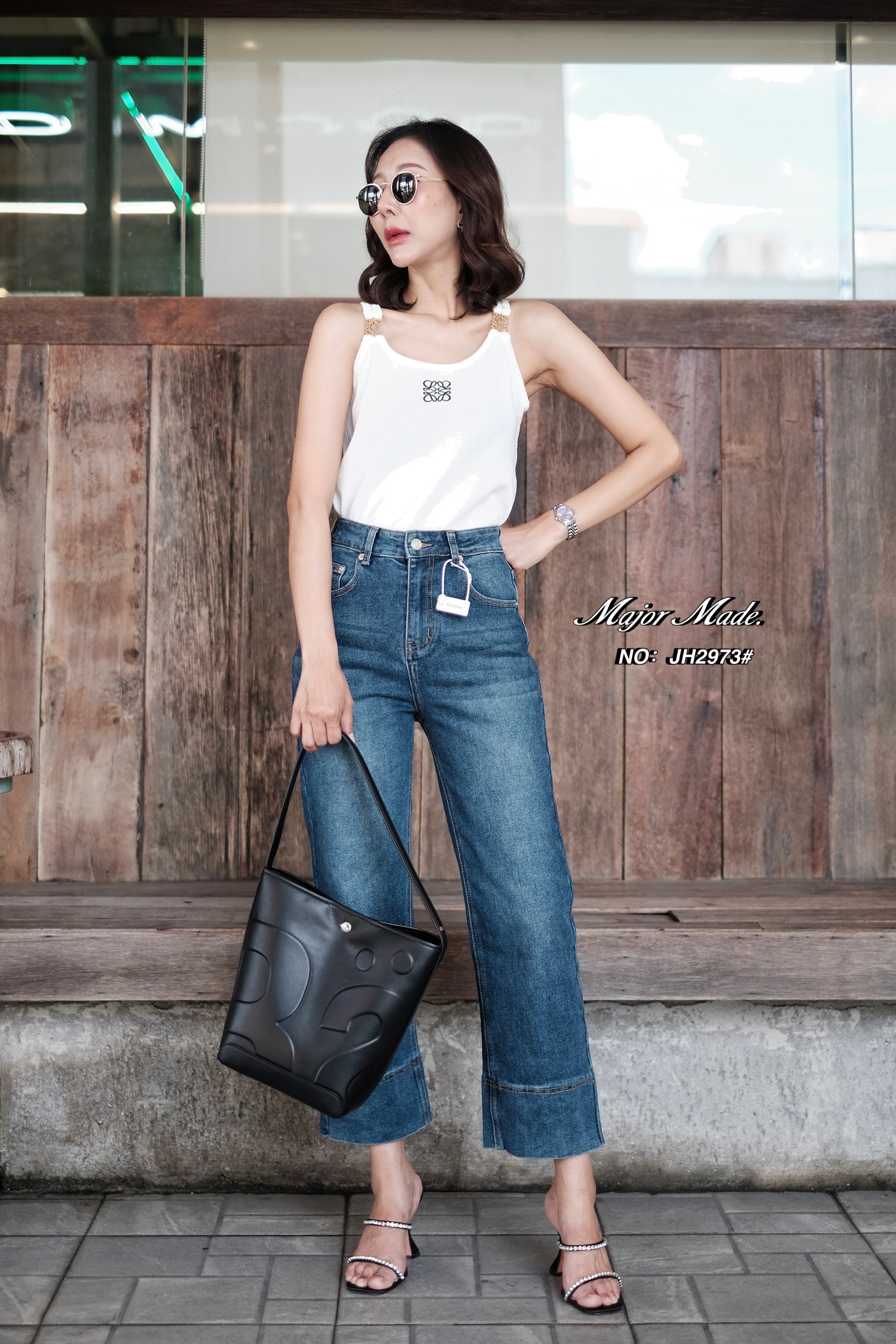 【Major Made.】New No. JH2973# -กางเกงยีนส์ขา8ส่วน ทรงมาใหม่คะ ทรงนี้ปีนี้มาแรงมากค่ะ ทรงเรียบๆ ปลายขาเย็บ ปลายขากว้าง กระเป๋าหลังเก๋มากๆ เอวสูง ใส่ดูเพรียวมาก（ผ้ายืด)