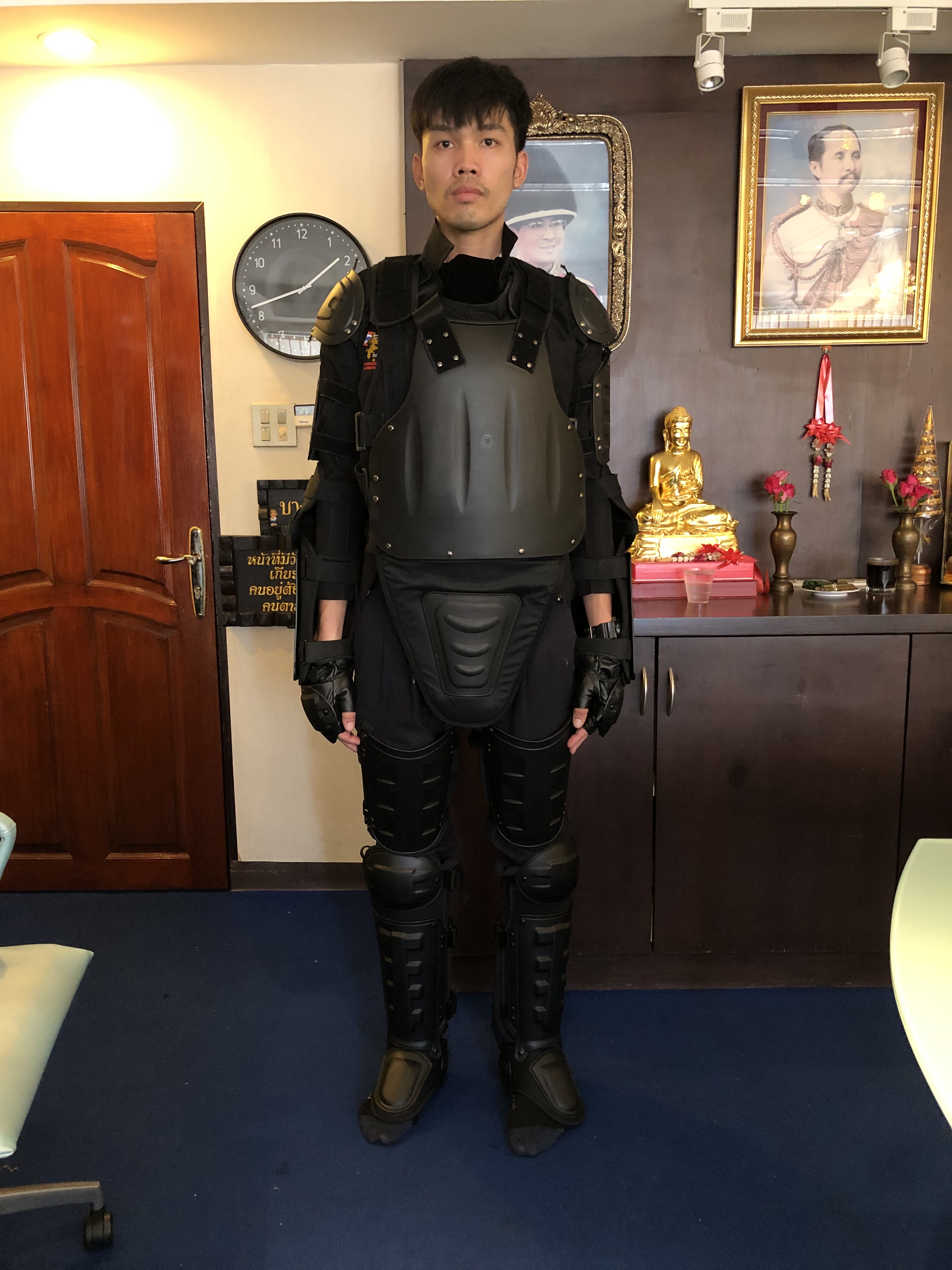 Anti Riot Suit ชุดปราบจราจล ชุดป้องกับบุคคล ชุดนิรภัย ชุดควบคุมฝูงชน