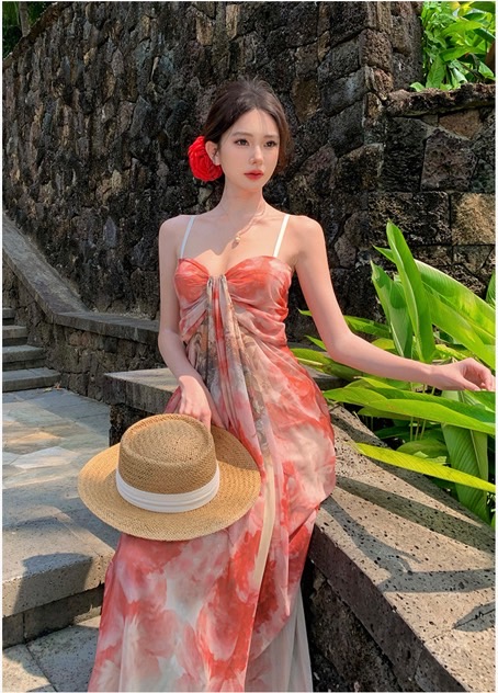 เดรสยาวเกาะอก (มีสายเลือนปรับได้ใส่เป็นสายเดี่ยวก็ได้) ชุดดีไซส์เย็บแต่งเป็นเรเยอร์ ช่วงอกชุดมีบราฟองน้ำมาให้ ซิปซ่อนหลัง มีซับใน งานนำเข้า Premium Quality คั๊ตติ๊งเนียบ ผ้าปริ้นลายสีสวยโทนส้ม ผ้าทิ้งตัวมีน้ำหนัก ใส่ไปดินเนอร์ ออกงาน เช็คอินคาเฟ่ สีสวยสดม