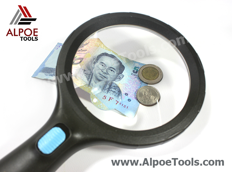 แว่นขยาย ไซส์ใหญ่ ไฟรอบ 10 LED รุ่น No.6906A