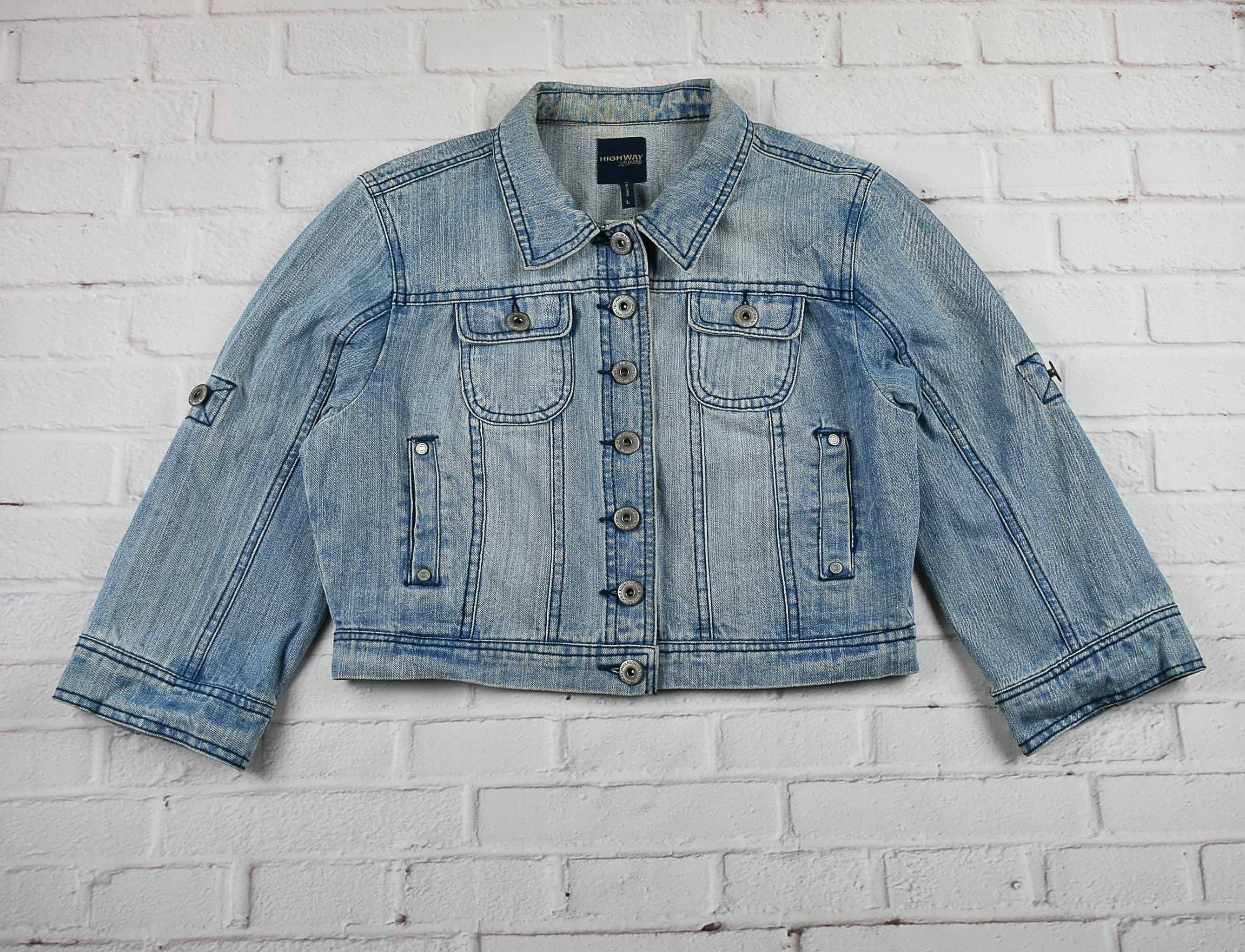 HIGH WAY Jeans อกจริง 38 ไซส์ L เสื้อแจ็คเก็ตยีนส์ แขนยาว ผู้หญิง สีฟอกซีด เนื้อผ้านุ่มใส่สบาย มีกระเป๋าข้าง