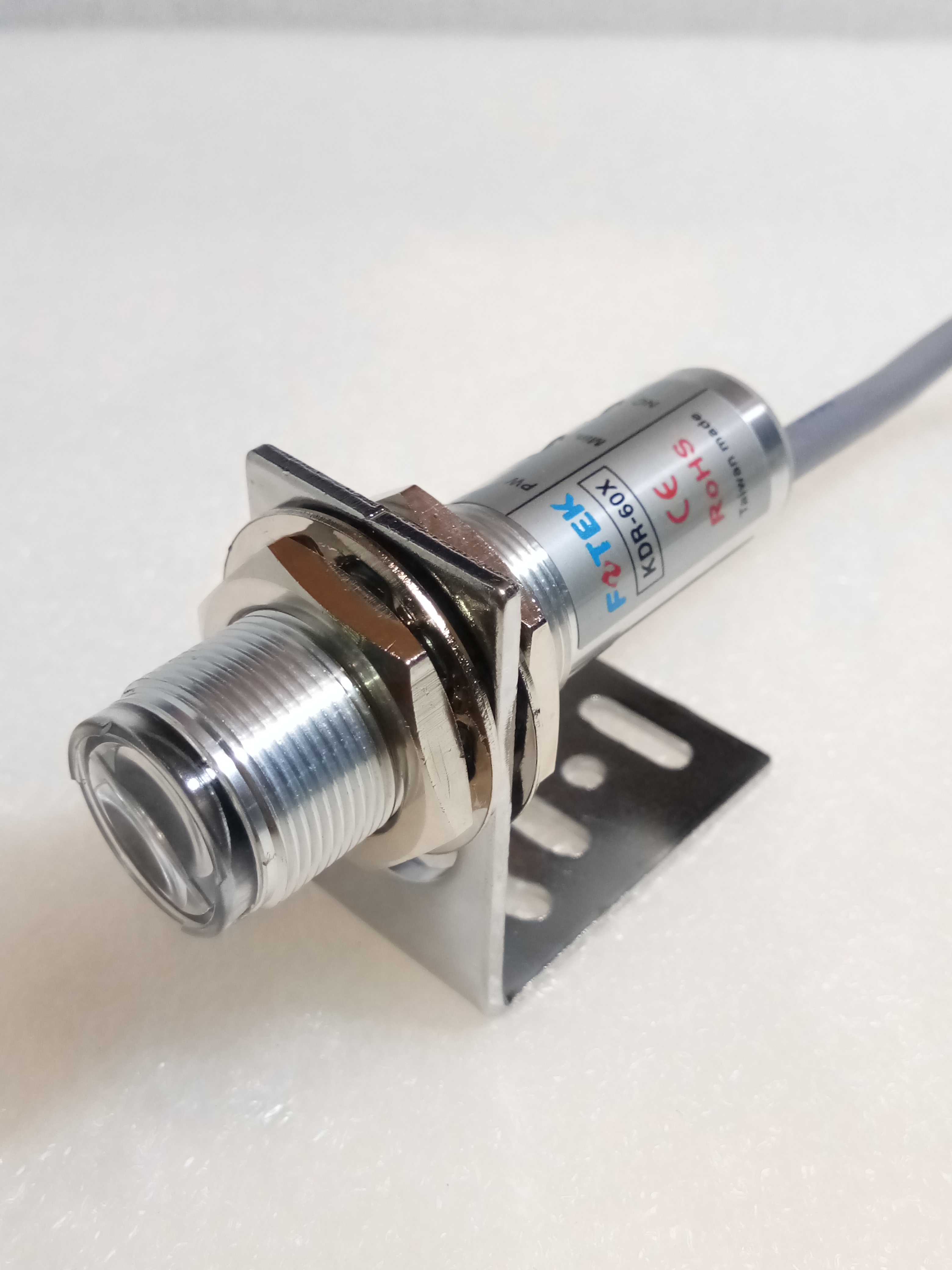 FOTEK: M18 Photo Sensor KDR-60X