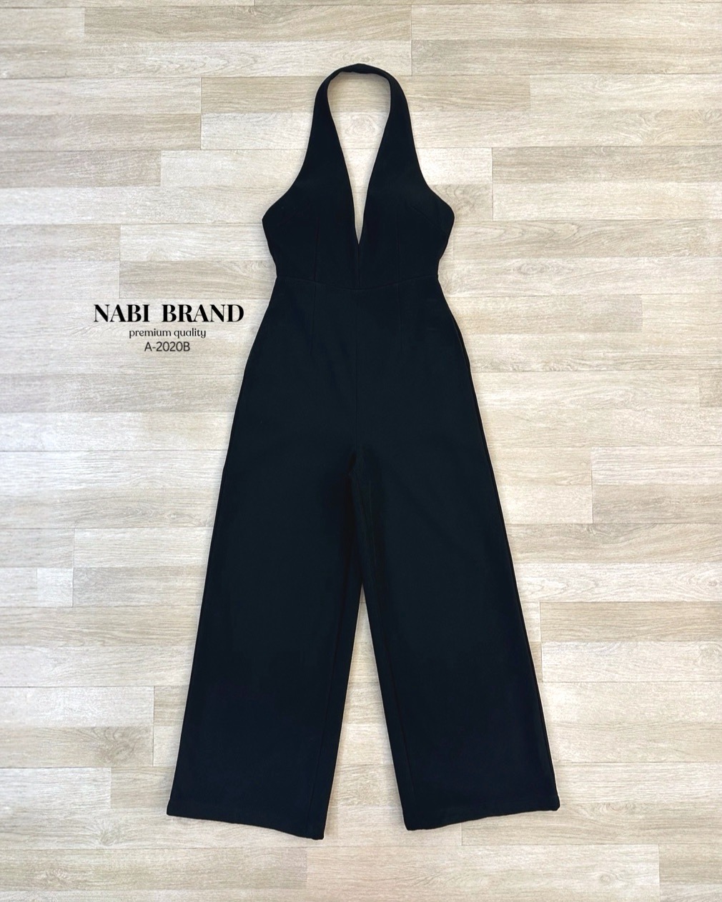 จั้มสูทขายาวทรงขาม้า สีดำทรงคล้องคอ ด้านหน้าเป็นทรงคอวี โชว์หลังแอบsexy🖤 #นาบีแบรนด์ #nabibrand #blacktheme #jumsuit #ชุดไปdinner #womenfashion #งานป้ายนาบี #จั้มสีดำ #ชุดกางเกงขายาว #จั้มขาบาน #จั้มสูทขายา #จั้มขาม้า