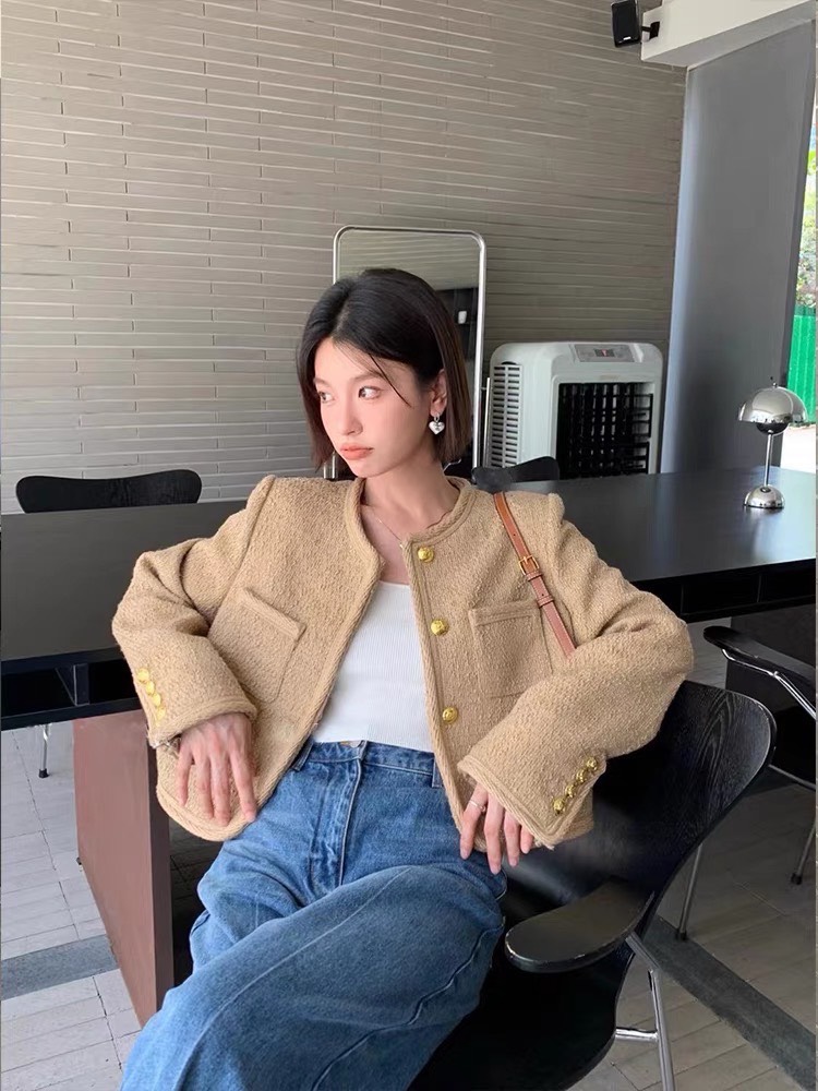 ||| GB SHOP ||| Blazer ผ้าทวิต แต่งกระดุมทอง เนื้อผ้าดี งานมีซับในสวย TAG : SUO NI SHA 🇰🇷