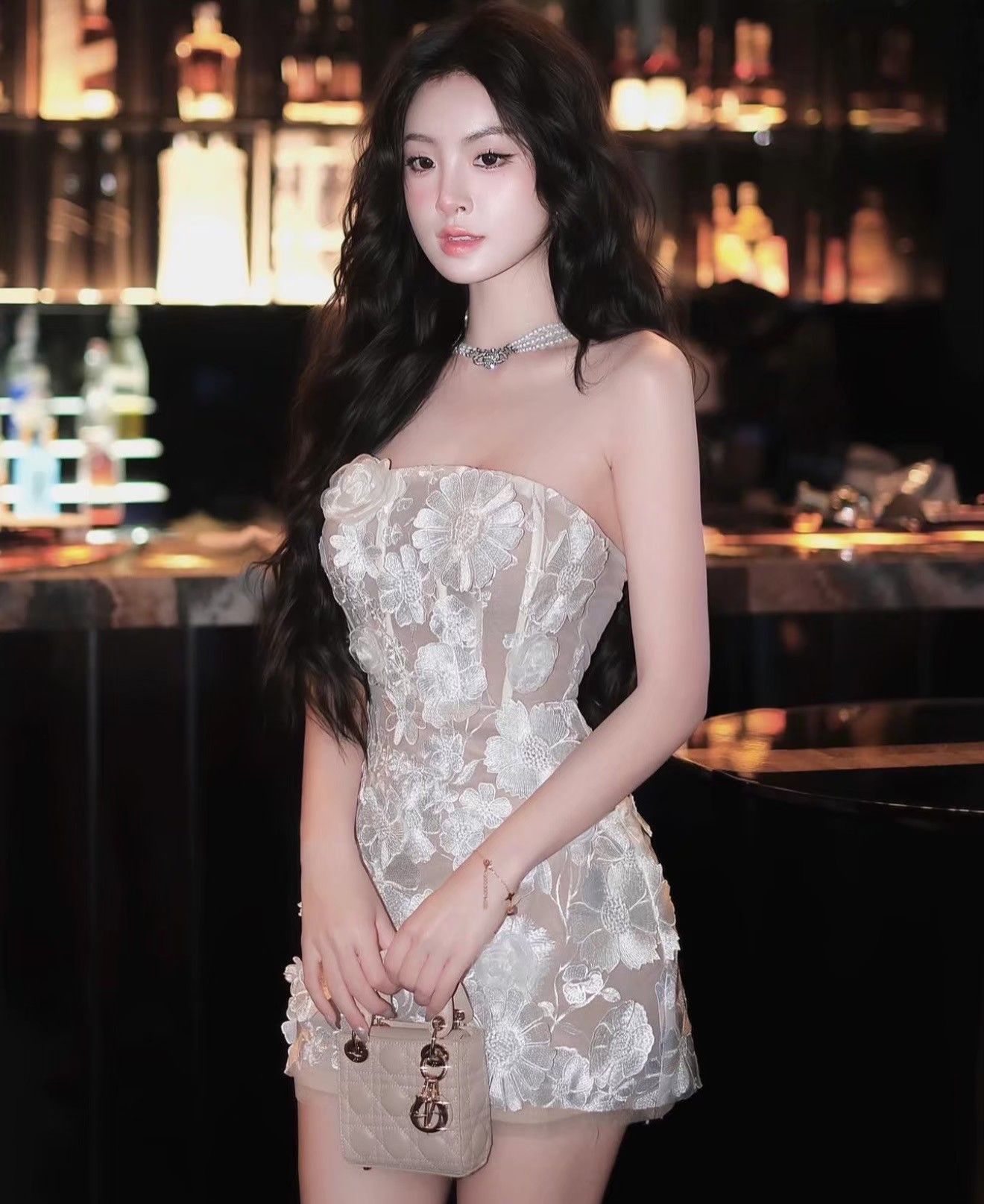#เดรสสีขาว#วันเกิด เนื้อผ้าลูกไม้3 D ดอกไม้แต่งซีทรู งานสวยมากๆ หน้าอกมีฟองน้ำชุดมีซับใน ด้านหลังมีซิบด้านหลัง