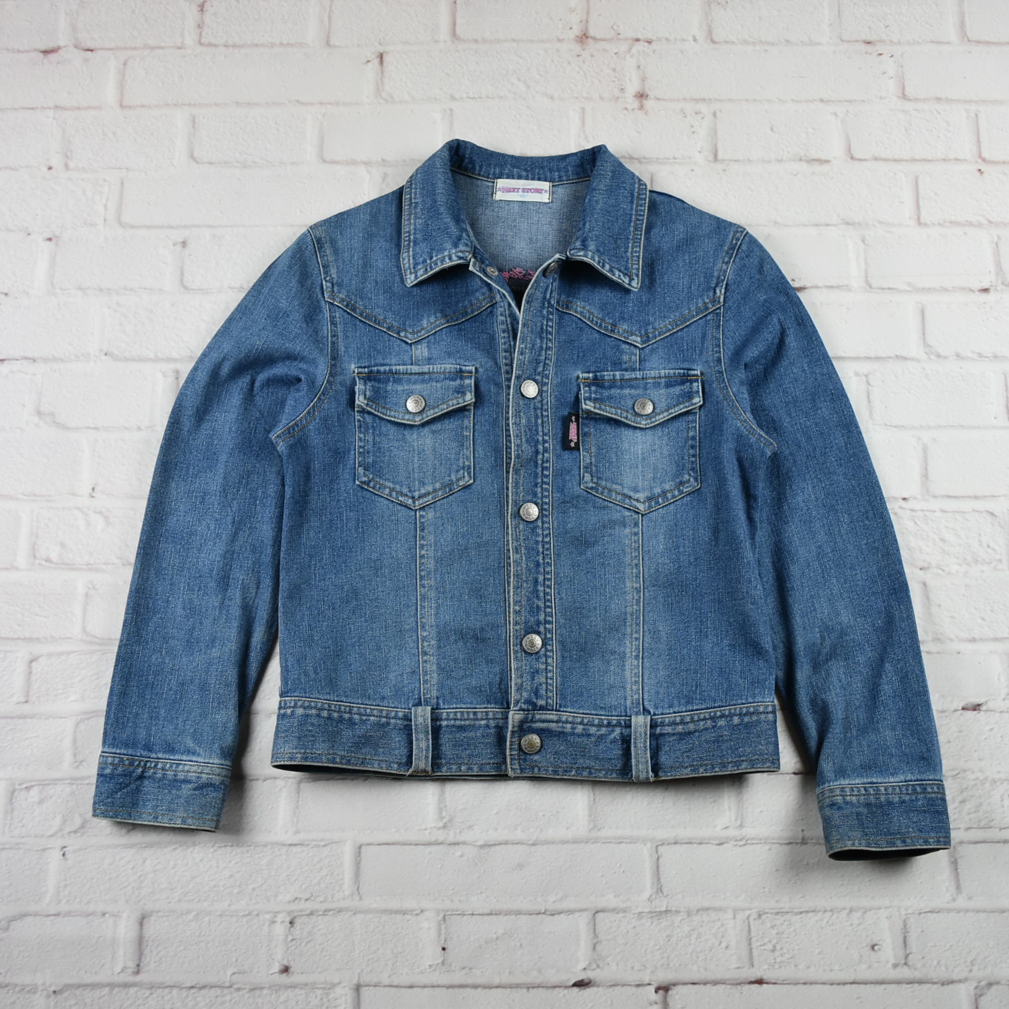 NEXT STORY อกจริง 32 ไซส์ XS เสื้อแจ็คเก็ตยีนส์ แขนยาว ผู้หญิง ทรงสวยเก๋ มีสไตล์ เนื้อผ้านุ่มใส่สบาย