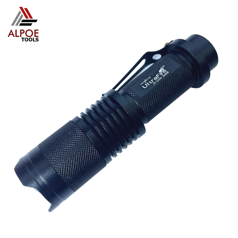 ไฟฉายแรงสูง หลอด T6 พร้อมอุปกรณ์ชาร์จ รุ่น JX-5104B