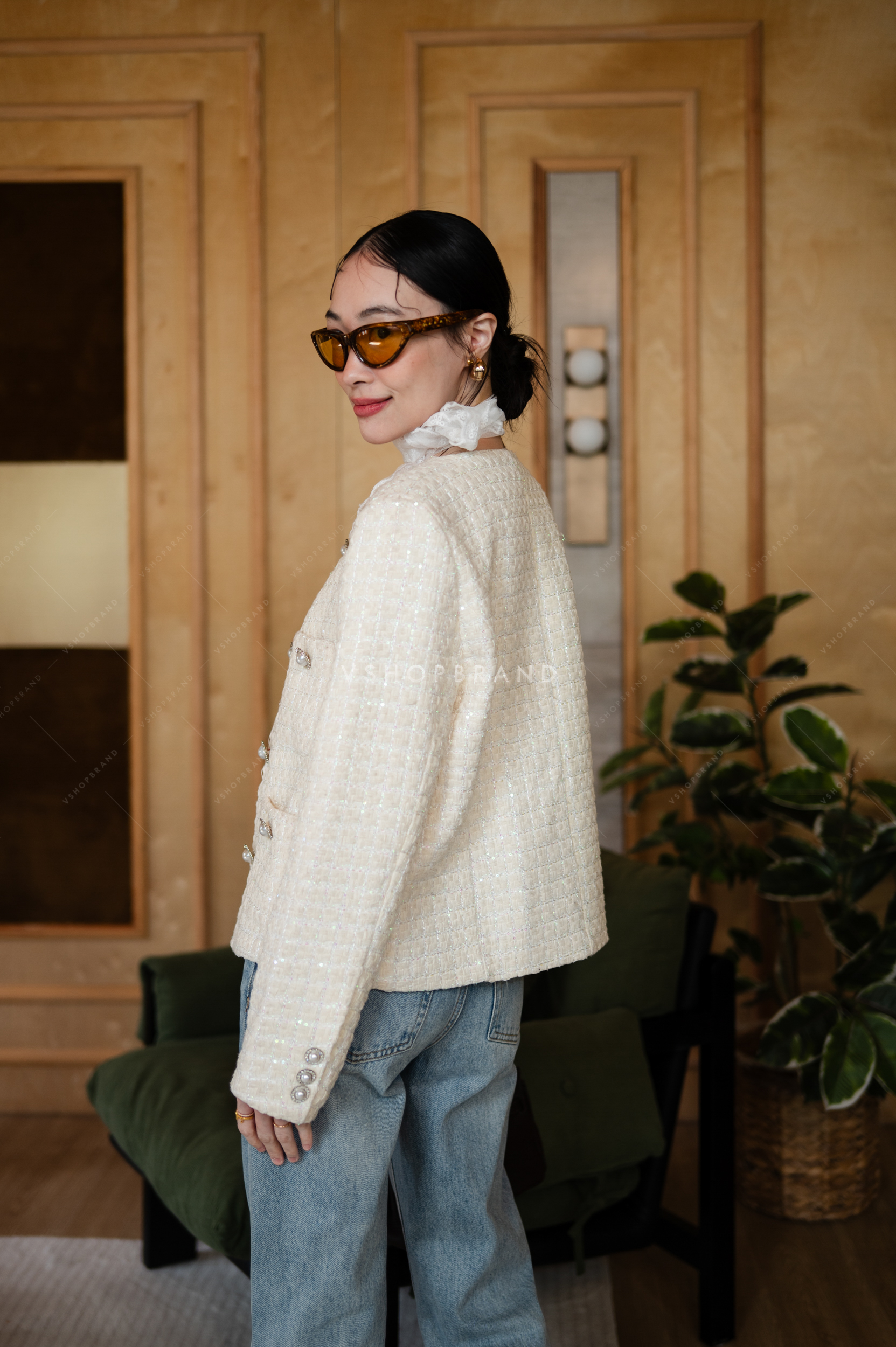 เสื้อคลุมผ้าทวิตกระดุมเพชร กระเป๋าหน้าปักไข่มุก