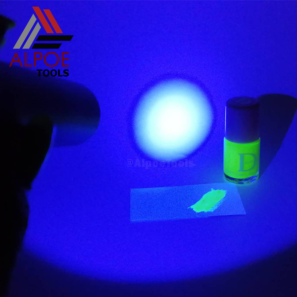 ไฟ UV ยี่ห้อ Superfire / Supfire ของแท้ ไฟสีม่วง รุ่น S11-H