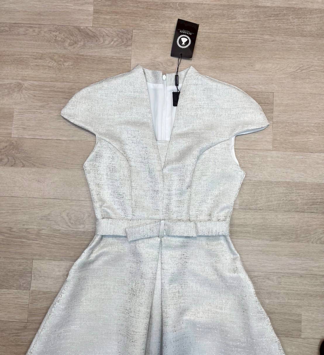 เดรสผ้าไหมดิ้นทองชุดทรงสวยงานผู้ดีใส่ออกงานบวชงานบุญงานเเต่ง เดรสผ้าไหมญี่ปุ่นเนื้อดีสวยไฮโซเนื้อดีมีทรงสวยมั้กๆผ้าหนานิ่มไฮโซสวมใส่ง่าย