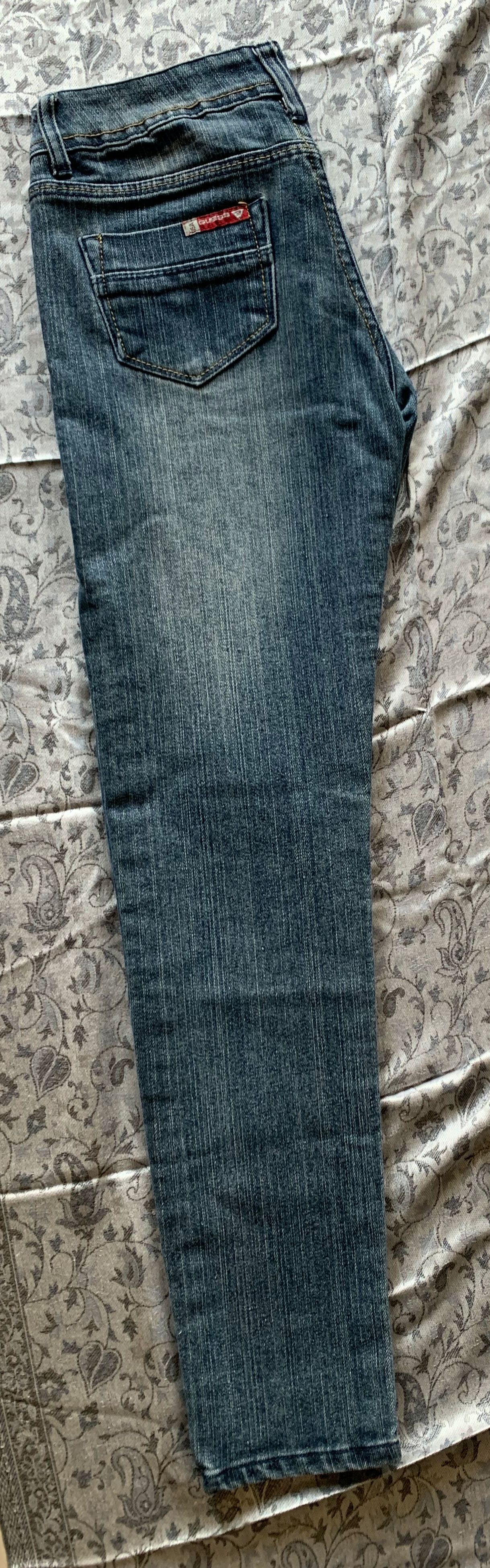 กางเกงยีนส์ผู้หญิง Guess มือสอง Made in USA