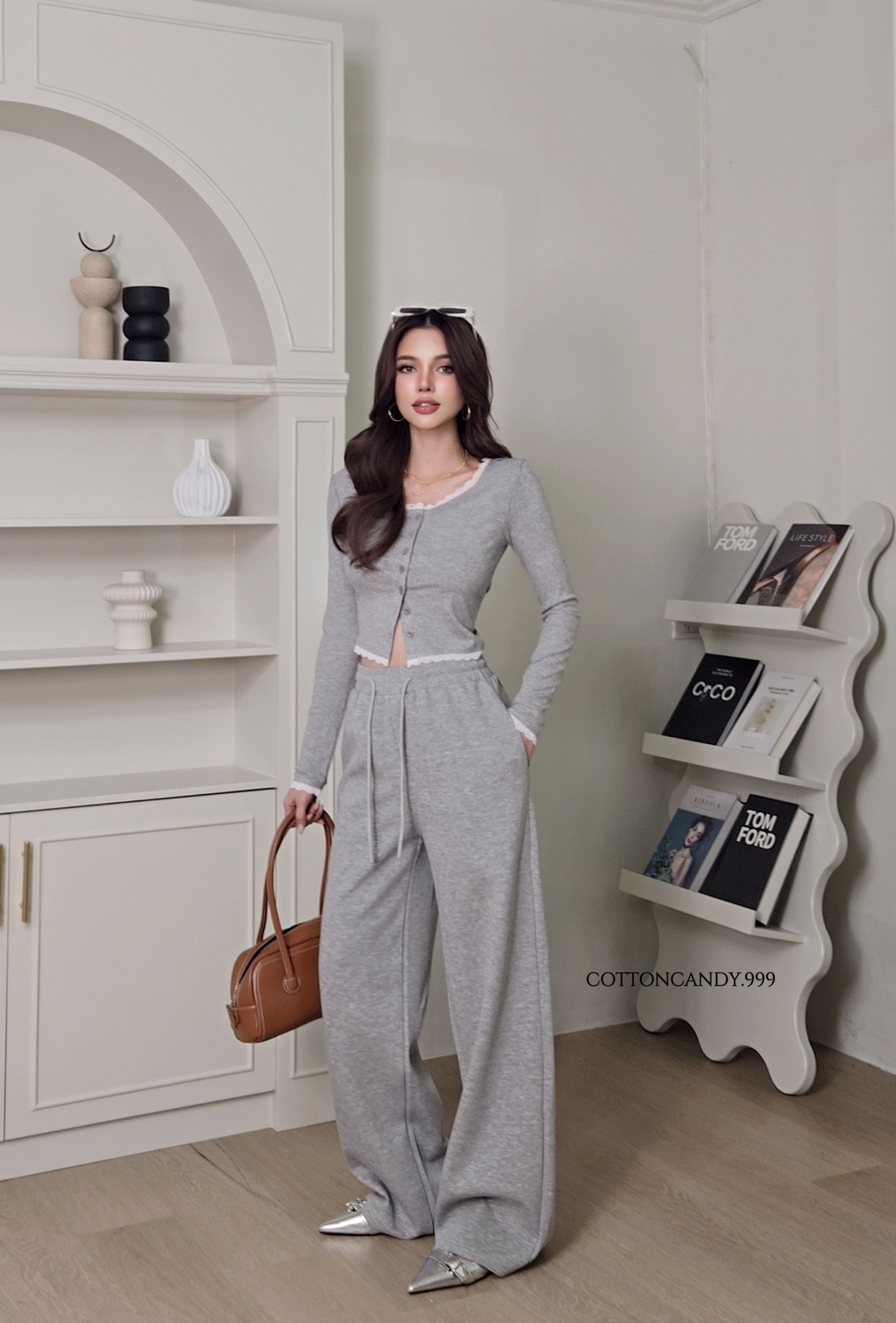 Tag#cottoncandy เซทสปอตล่าสุด ตัวเสื้อผ้ายืดเนื้อดี+ พร้อมกางเกงวอร์มผ้านาโนเนื้อเด้งยืดหยุ่นอย่างดี