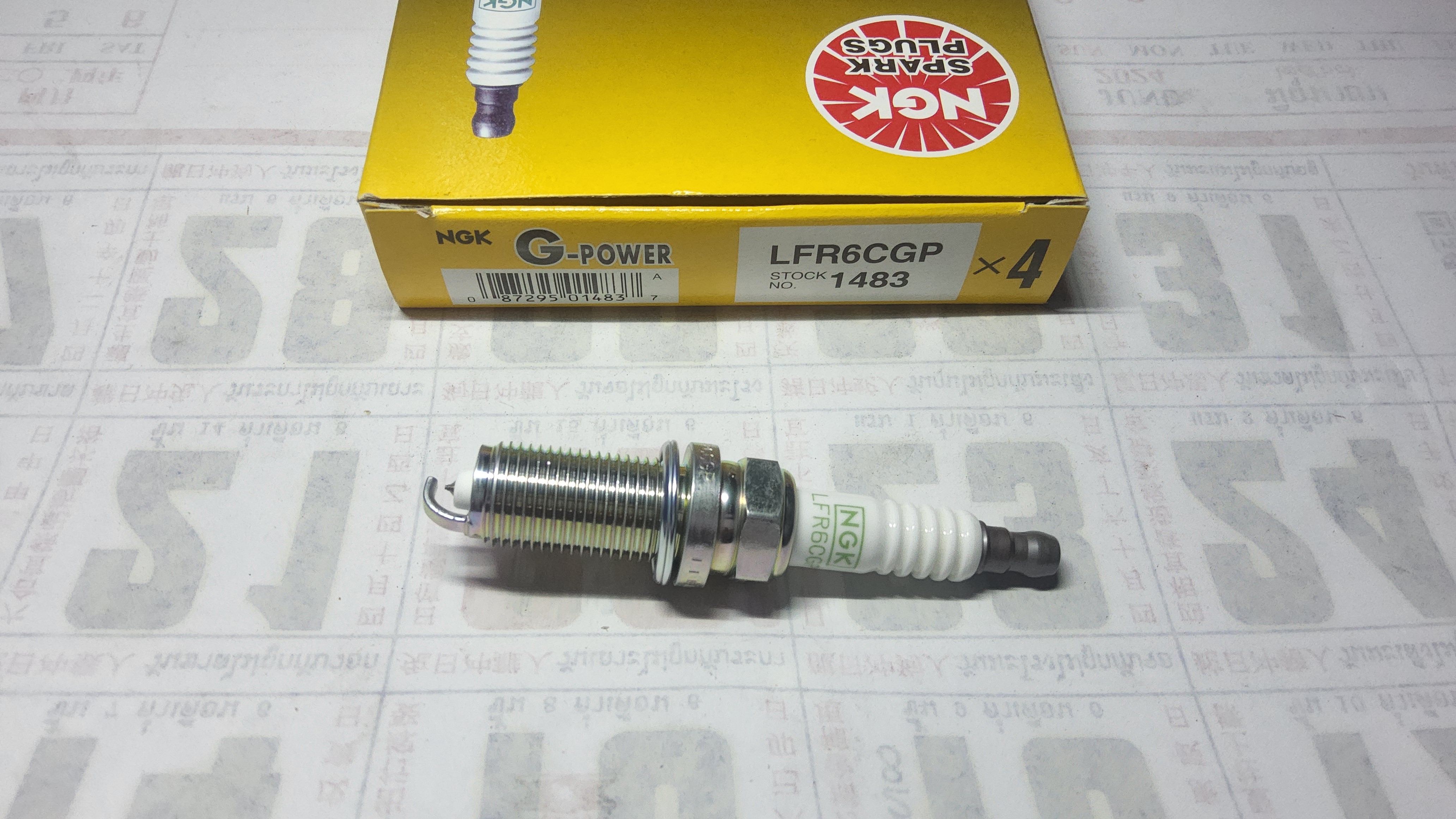 หัวเทียน NGK G-POWER ( LFR6CGP ) PLATINUM เกลียวยาว บ็อก NO 16 ราคาตัวละ [ ระยะการใช้งาน 50000 กม. ]ใช้ Toyota Vigo เบนซิน Nissan Teana Mitsubishi Mirage
