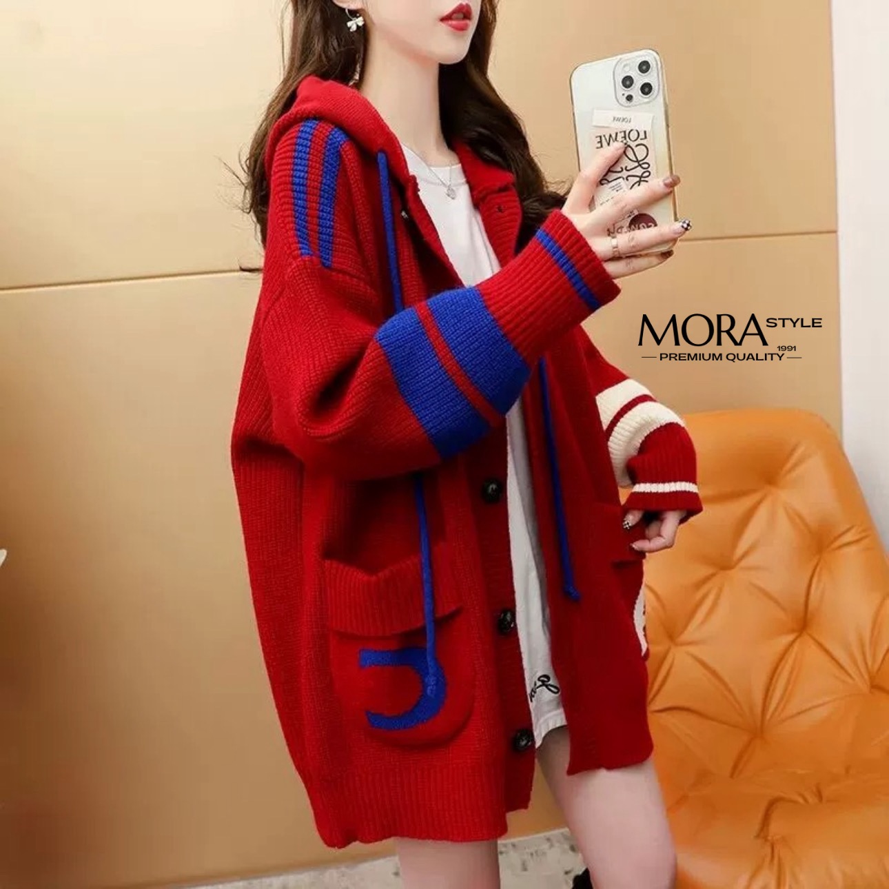 เสื้อคลุมคาร์ดิแกนไหมพรม มีฮู้ดหมวก ใส่คลุมกันหนาวได้ งานสวย แมทง่าย ใส่ได้หลายโอกาส เป็นอีกรุ่นที่ต้องมีติดตู้นะค่าา