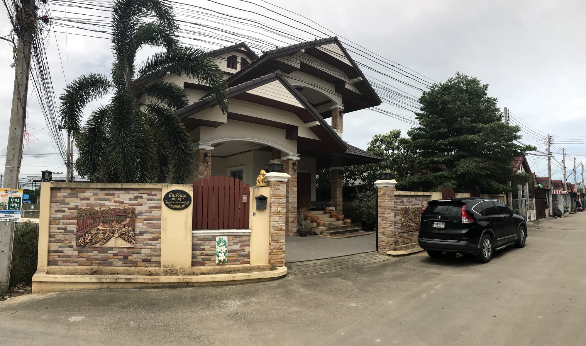 ราคาถูกที่สุดขายบ้านเดี่ยว 2 ชั้น 87 ตรว. 3 ห้องนอน 3 ห้องนํ้าตกแต่งด้วยวัสดุชั้นดี ใกล้ถนนเพชรเกษม 370 เมตรเซเว่น680เมตรปตท. 736 เมตร อ.ท่ายาง จ.เพชรบุรี