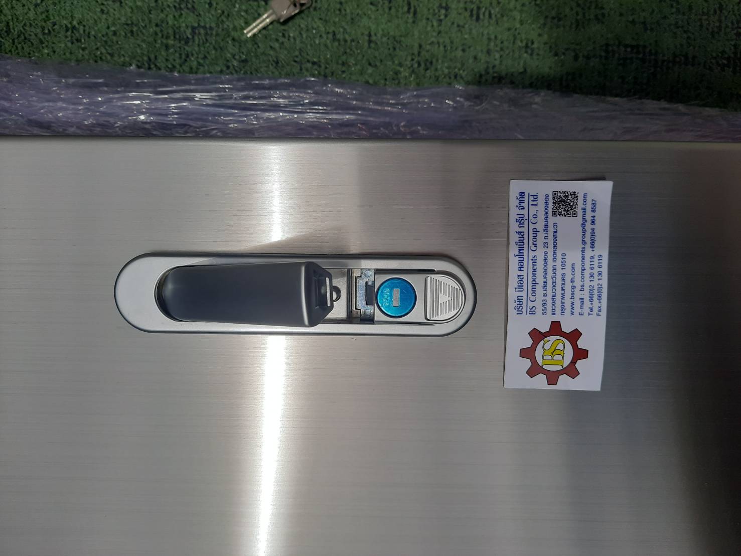 Main LUG 250A ตู้สแตนเลส 304 มีหลังคาสโลป W450xH800xD152mm. (42ช่อง)