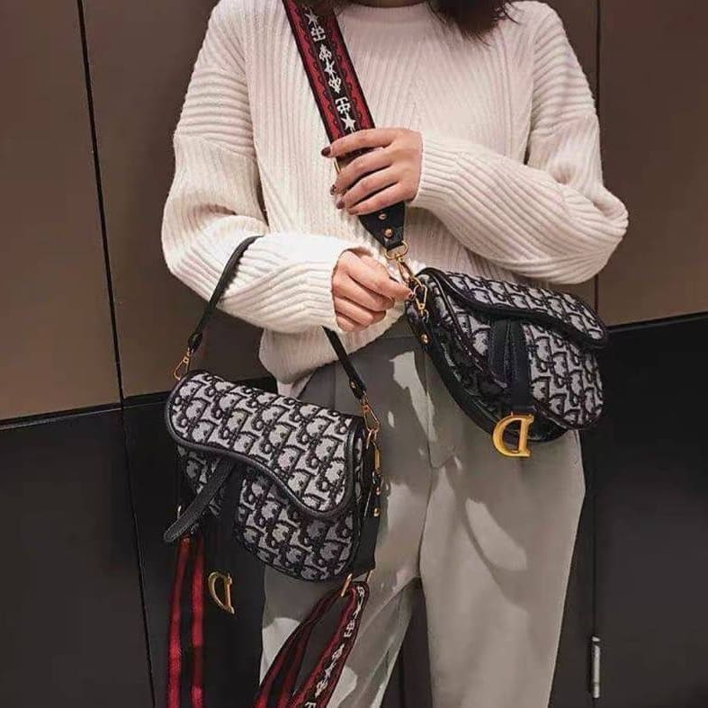 กระเป๋าดิออร์วินเทจสีเทาดำ Dior vintage bag-9 นิ้ว