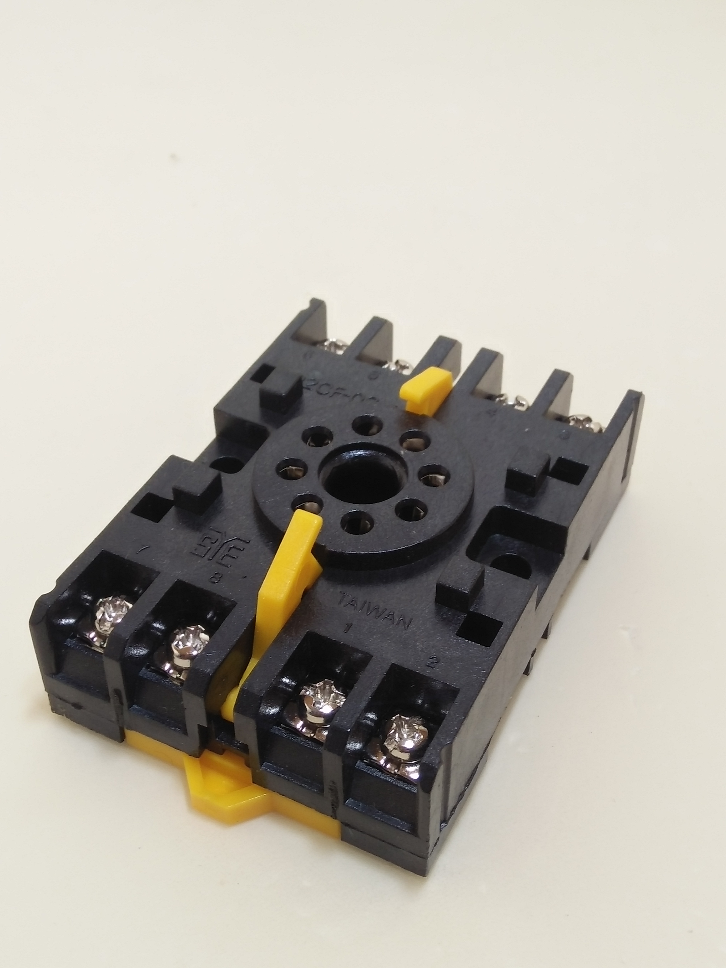 FOTEK : SOCKET P2CF-08