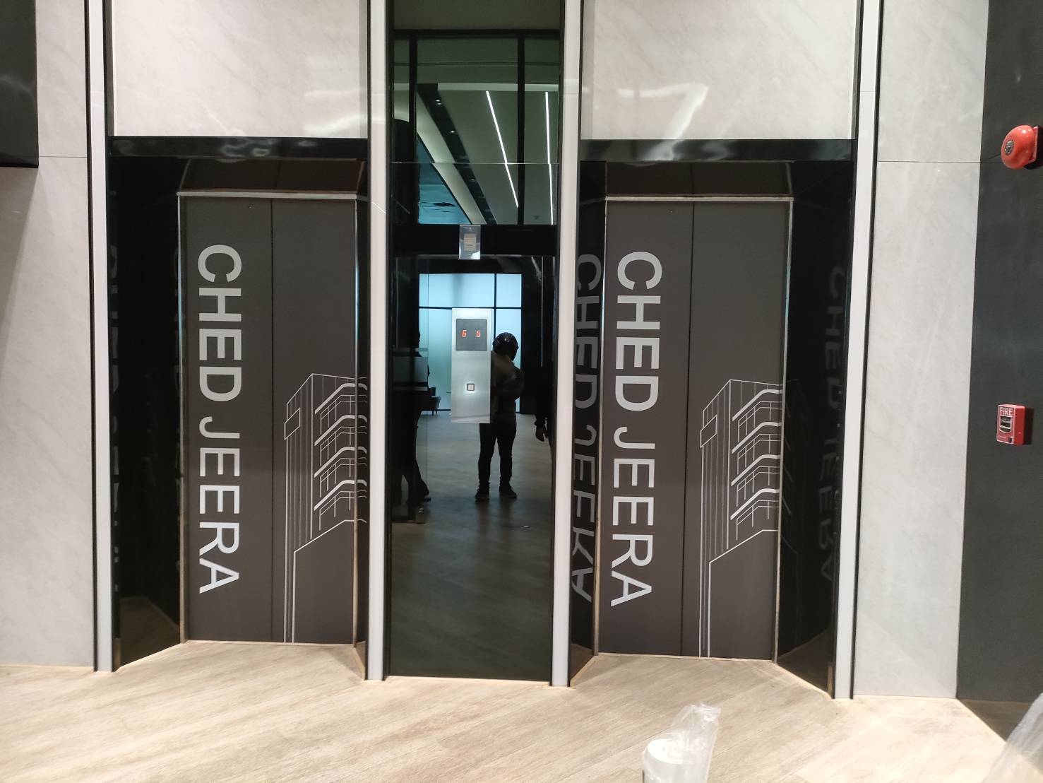 Sticker Indoor / Outdoor