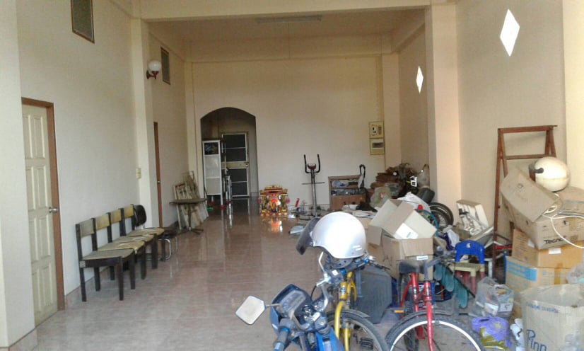 ขายบ้านรังนก พร้อมที่ดิน มีบ้านสำหรับพักได้ด้านล่าง มีนกแล้วประมาณ 350-400 ตัว