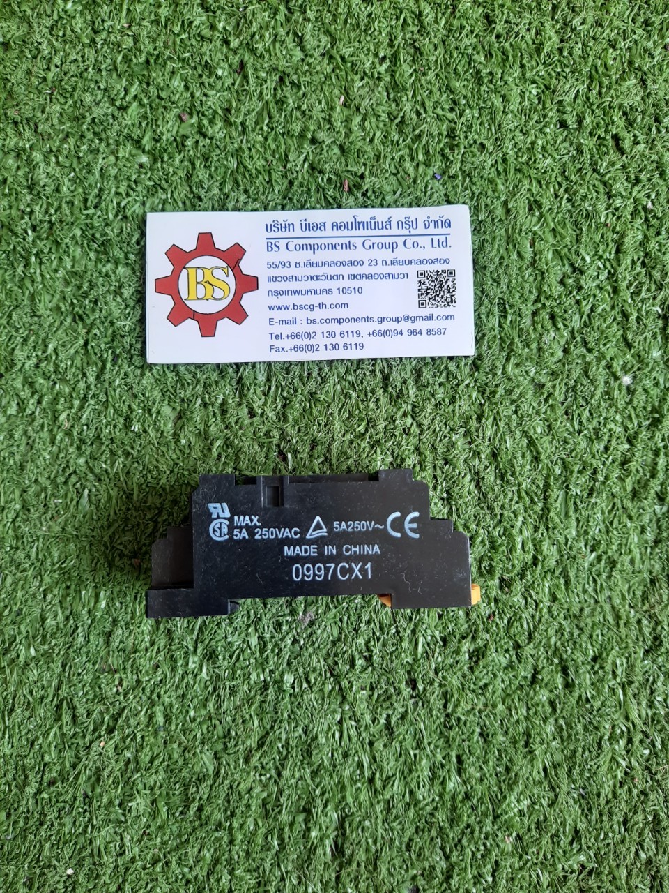 OMRON : Socket PYF14A-E