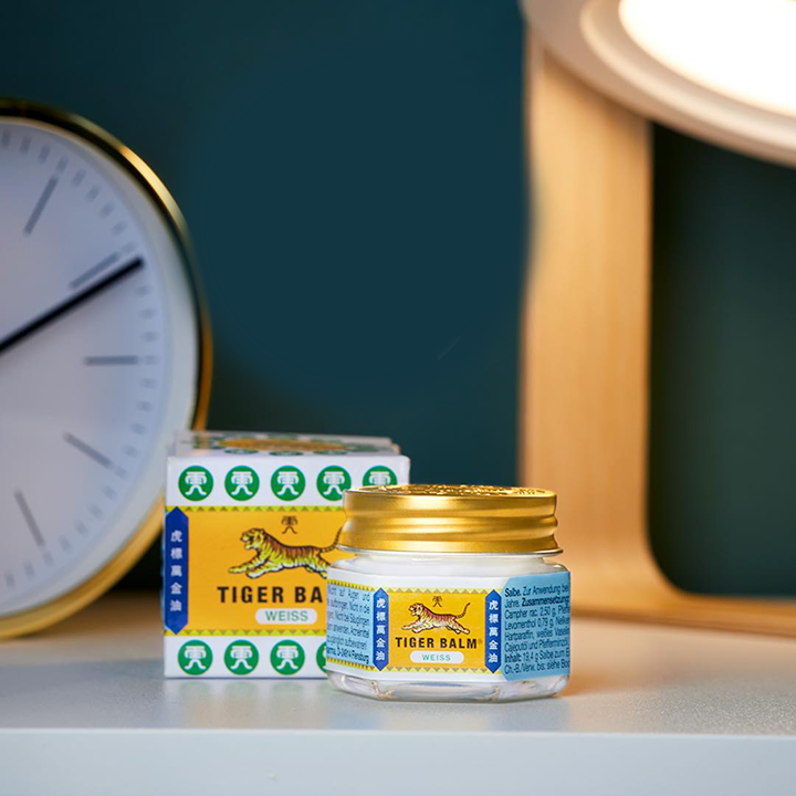 Tiger Balm Ointment-HR 10g ยาหม่องตราเสือ เอช อาร์