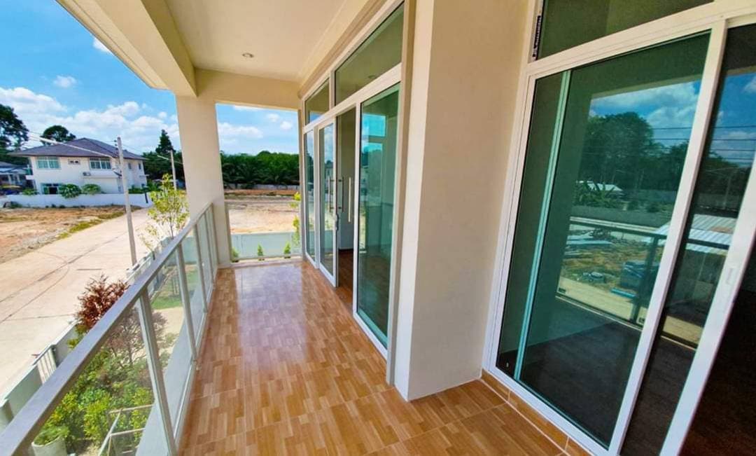 ขายบ้านเดี่ยว 2 ชั้น 3 ห้องนอน 3 ห้องนํ้าหมู่บ้านแฮปปี้แลนด์กระบี่น้อยใกล้ห้างบิ๊กซี อ.เมืองจ.กระบี่