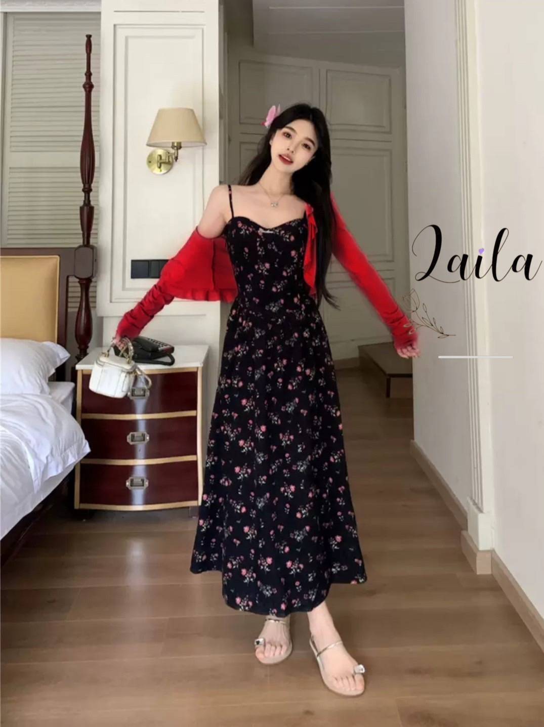 ag:LAILA Deta:Setเสื้อคลุม+เดรสยาว เดรสยาวทรงสายเดี่ยว งานแต่งทรงช่วงอกตีเกร็ดสวยๆ พิมพ์ลายดอกไม้ทั้งตัวงายสีพรางหุ่นดีมากค่าา แอบเก๋ด้วยการแต่งผ่าหน้าขาสวยสวย งานสายปรับได้ค่ะด้านหลังแต่งสม็อค ผ้าสวยมีน้ำหนัก ลุคโคเรียสายคาเฟ่หน้าร้อนนี้ค่าาา #byLaila #เ