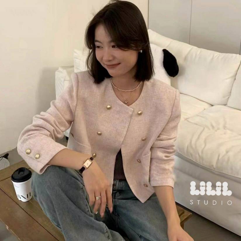 LILIL STUDIO🩷 เบลเซอร์ลินิน Korea style กระดุมทองคู่ กระเป๋าหน้าซับในผ้าลื่น ทรงสวยcuttingเนี้ยบ พร้อมส่งค่ะ