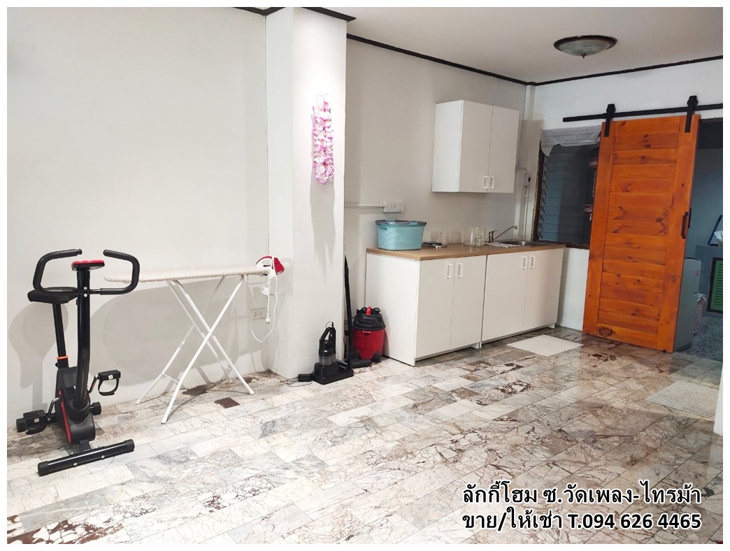 ให้เช่าทาวเฮ้าส์ จ.นนทบุรี หมู่บ้านลักกี้โฮม ซ.วัดเพลง-ไทรม้า ถนนเมน รัตนาธิเบศร์-ไทรม้า พร้อมเข้าอยู่